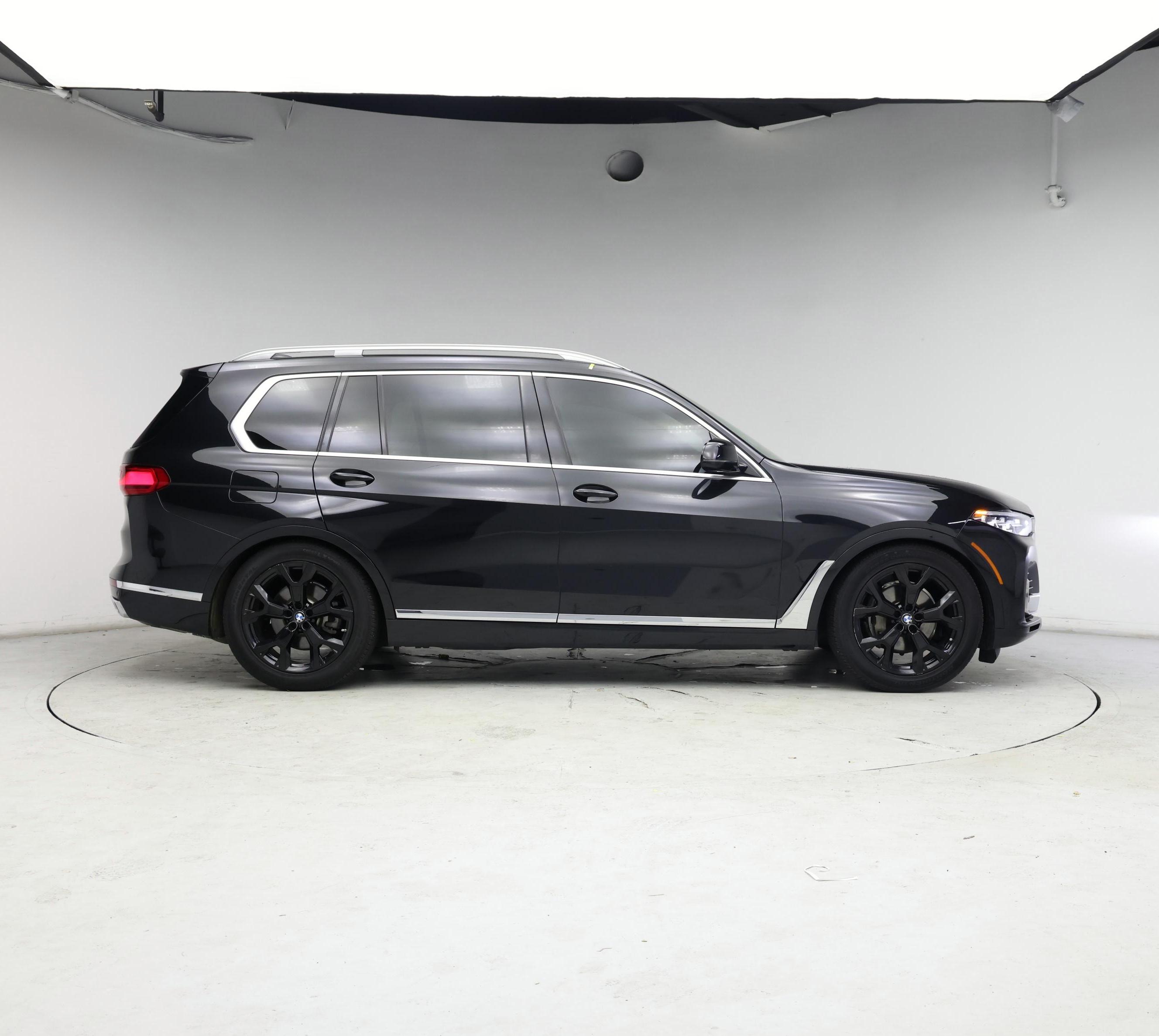 Thumbnail: 2020 BMW X7 - 7