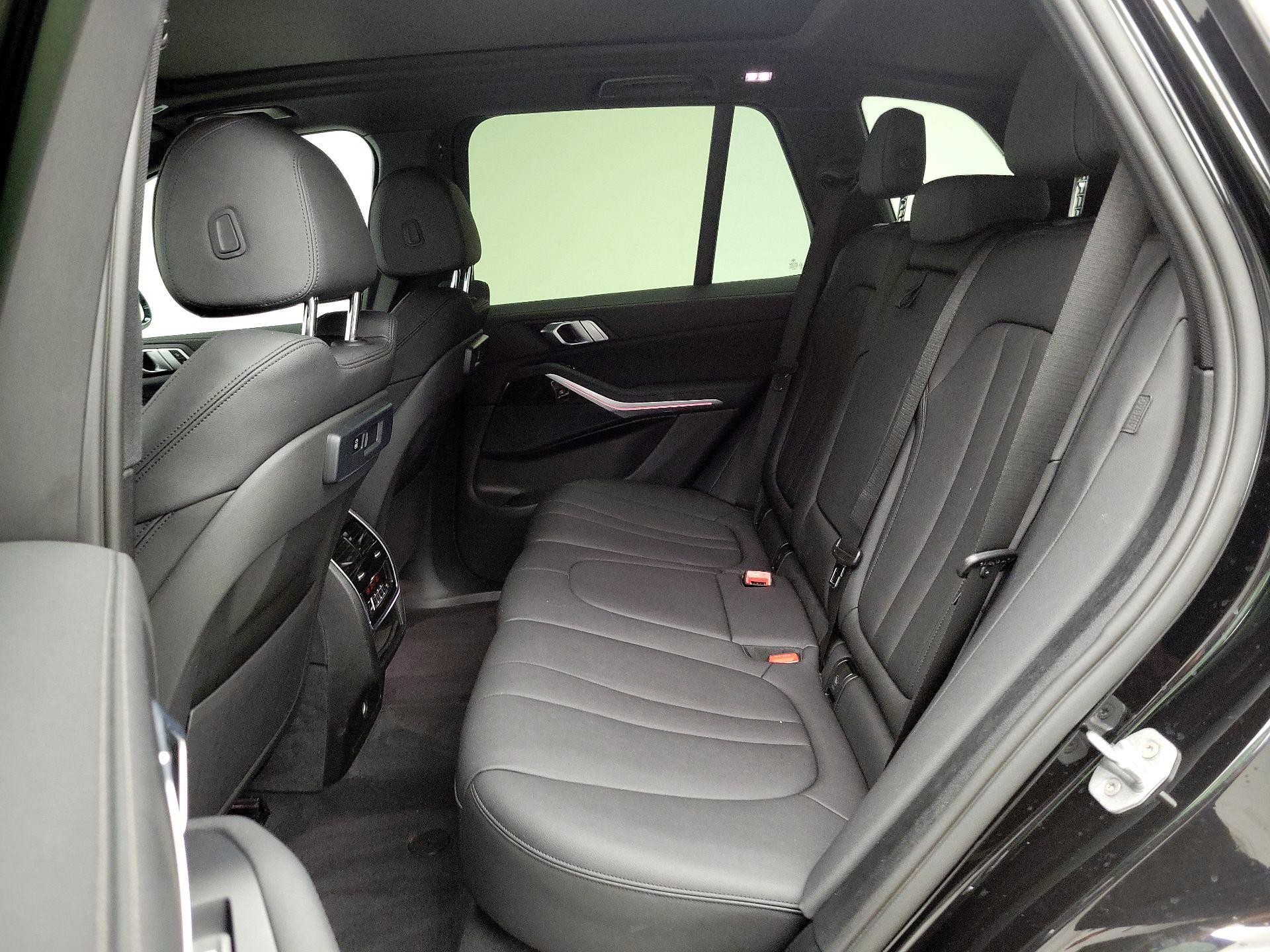 Thumbnail: 2020 BMW X5 - 20