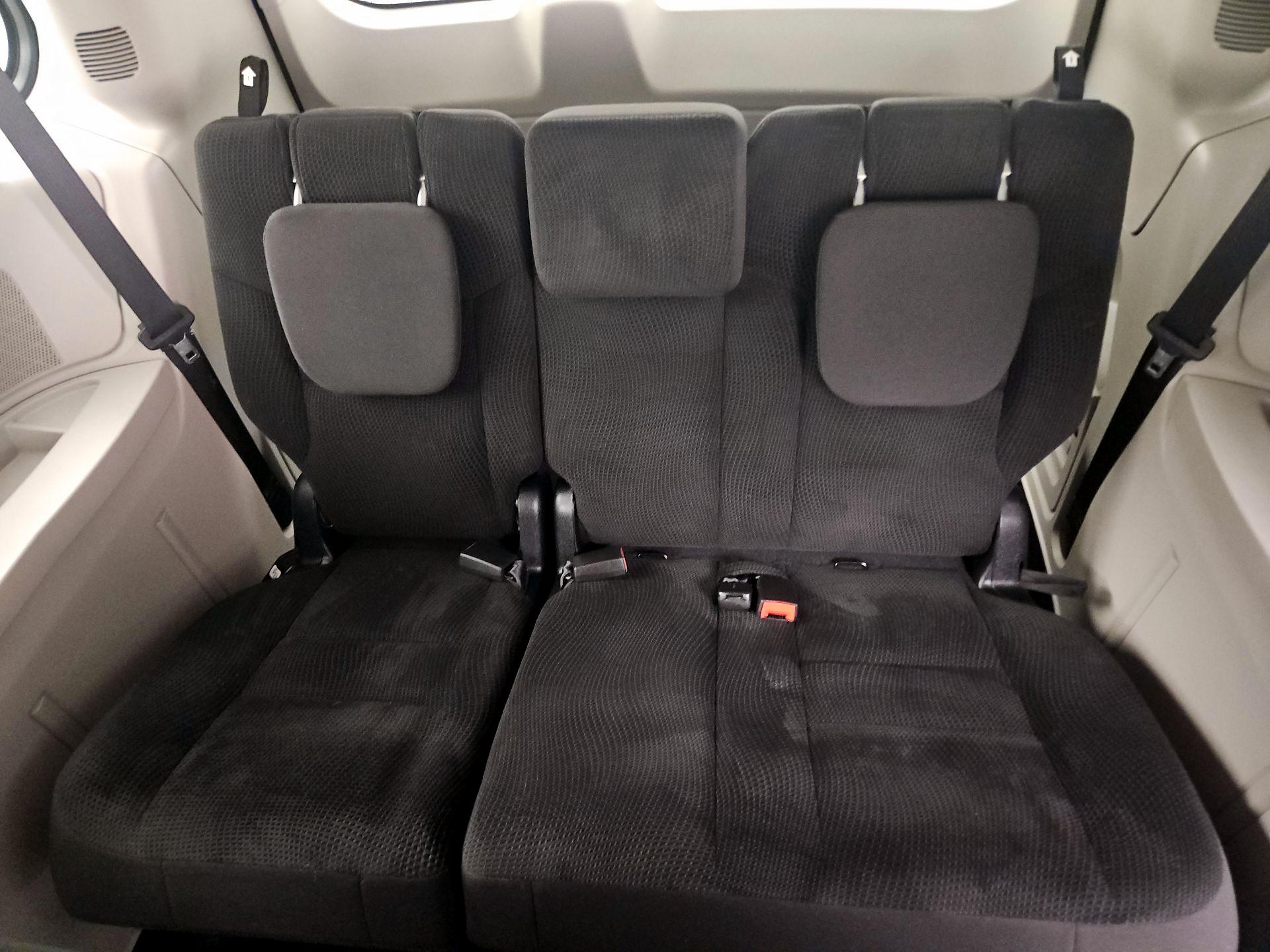 Thumbnail: 2020 Dodge Grand Caravan - 20