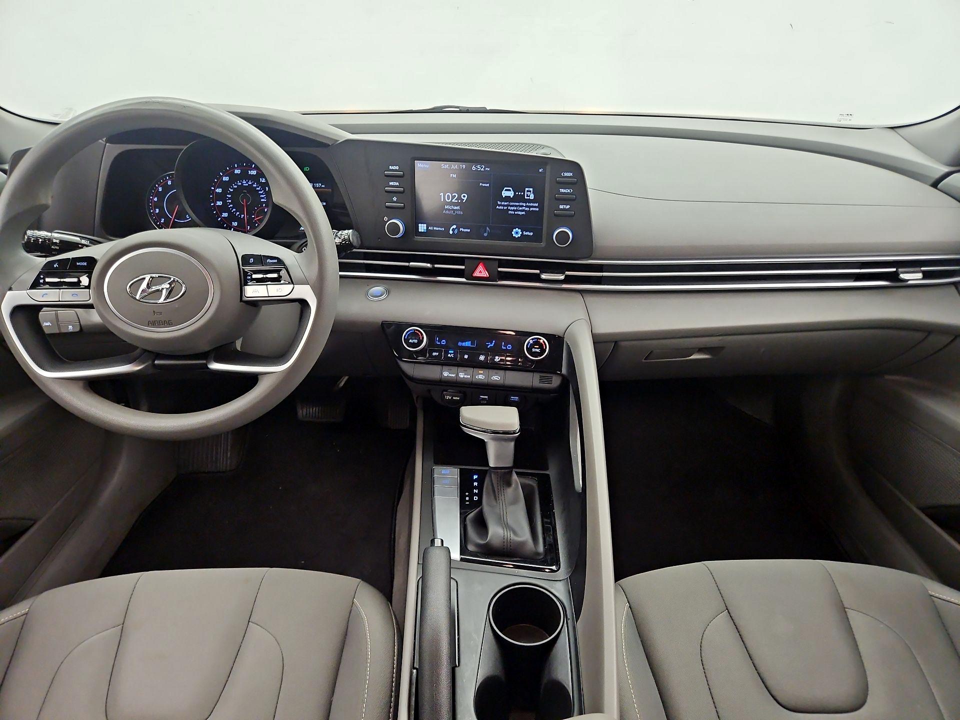Thumbnail: 2023 Hyundai Elantra - 9