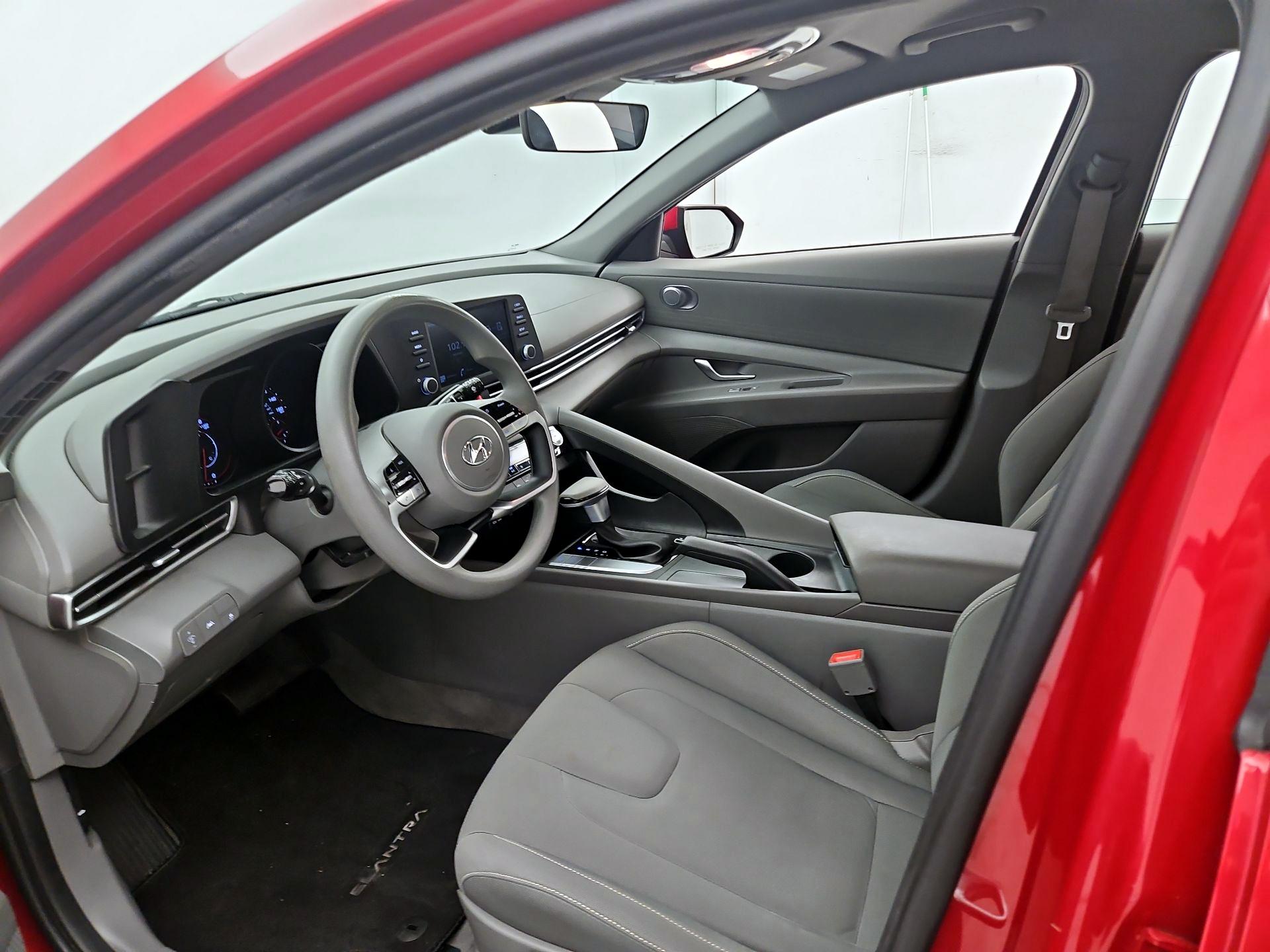 Thumbnail: 2023 Hyundai Elantra - 11
