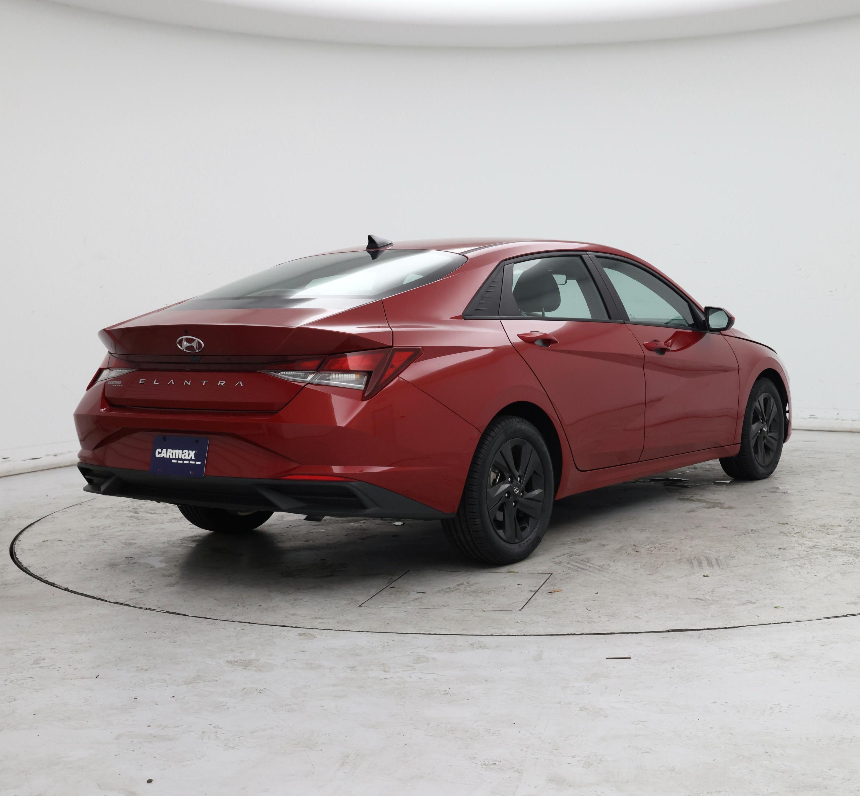 Thumbnail: 2023 Hyundai Elantra - 8