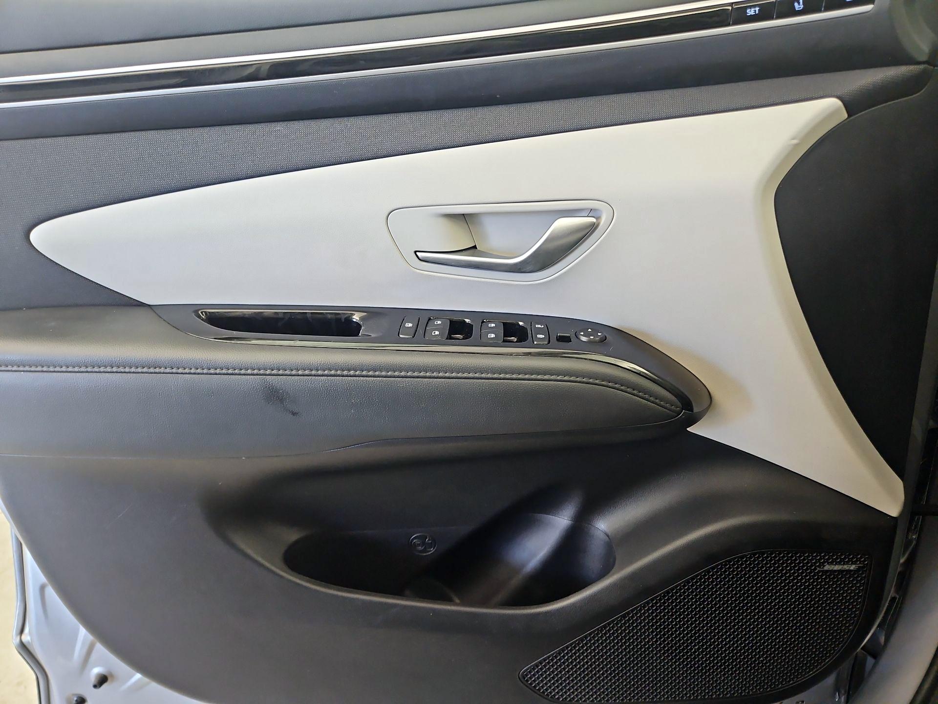 Thumbnail: 2023 Hyundai Tucson - 12
