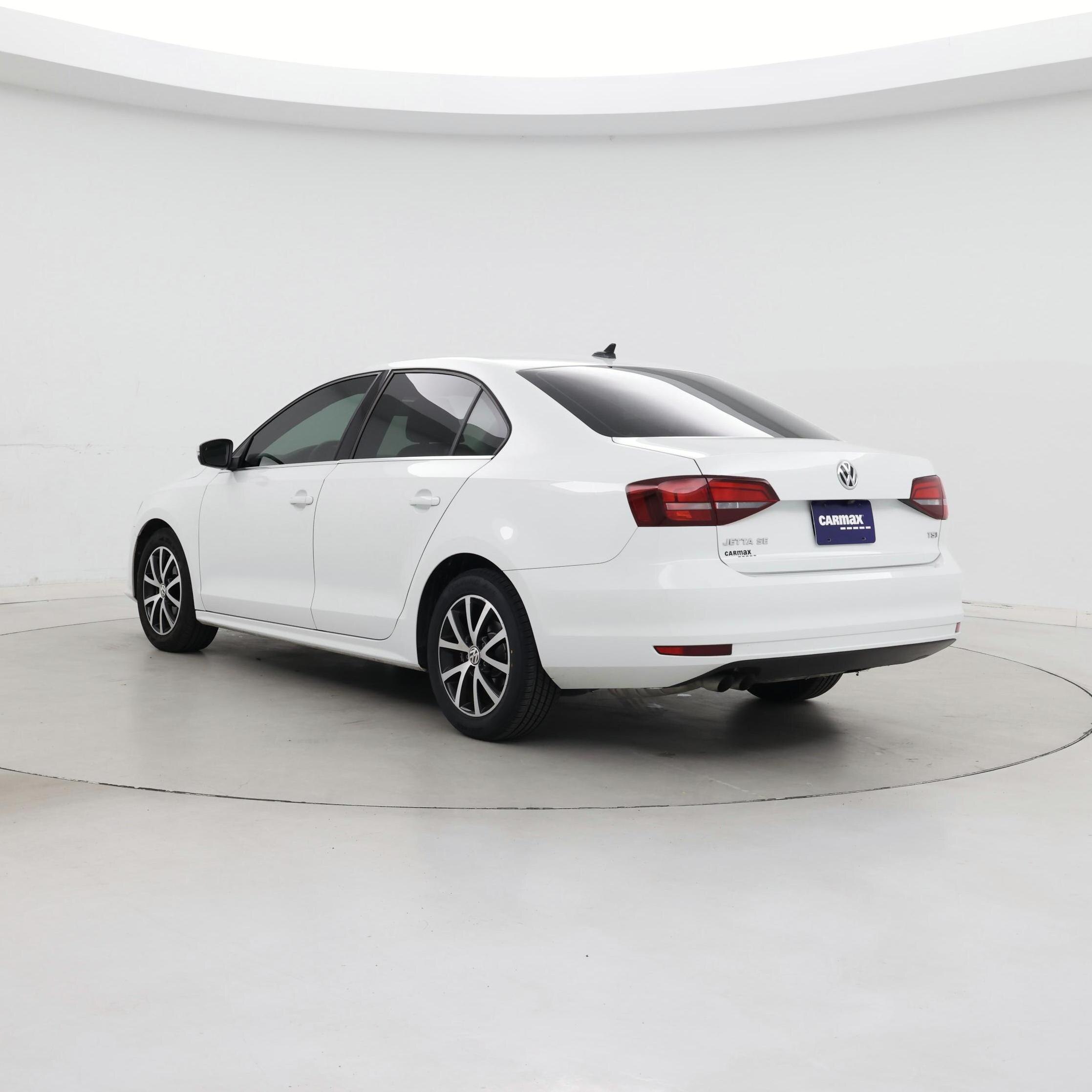 Thumbnail: 2017 Volkswagen Jetta - 2