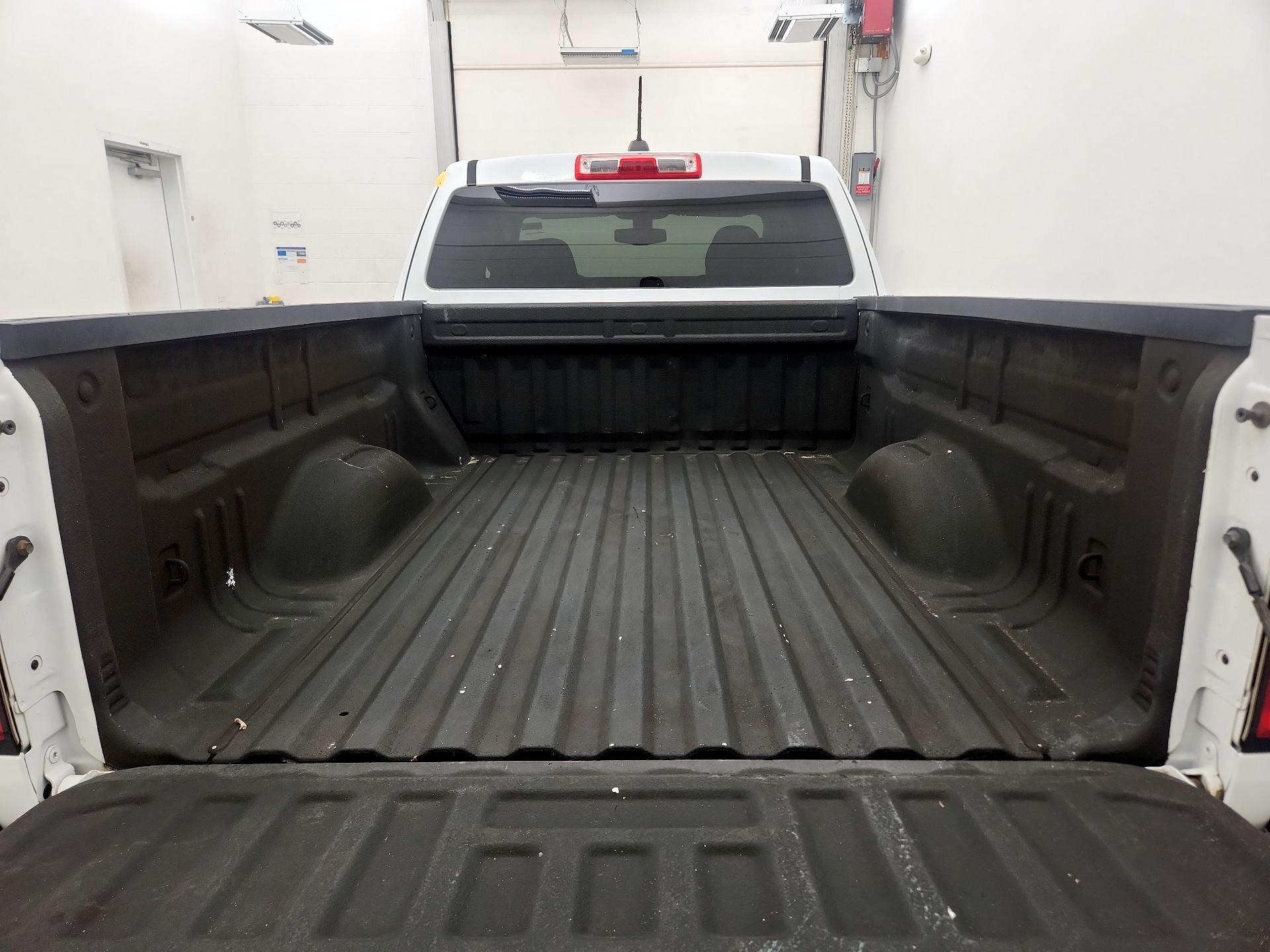 Thumbnail: 2019 Chevrolet Colorado - 20