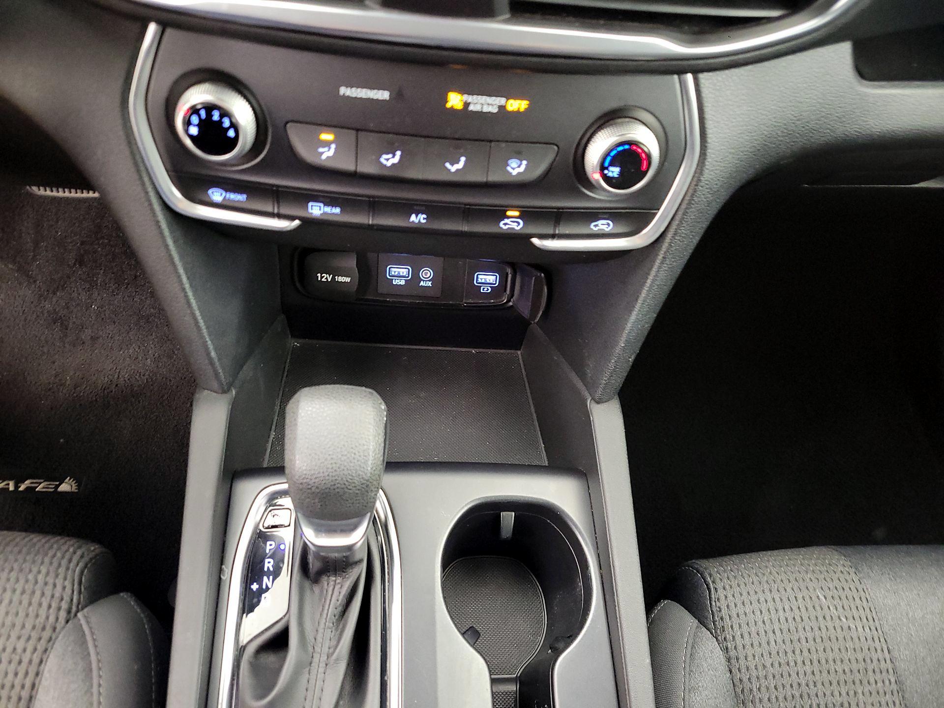 Thumbnail: 2019 Hyundai Santa Fe - 17