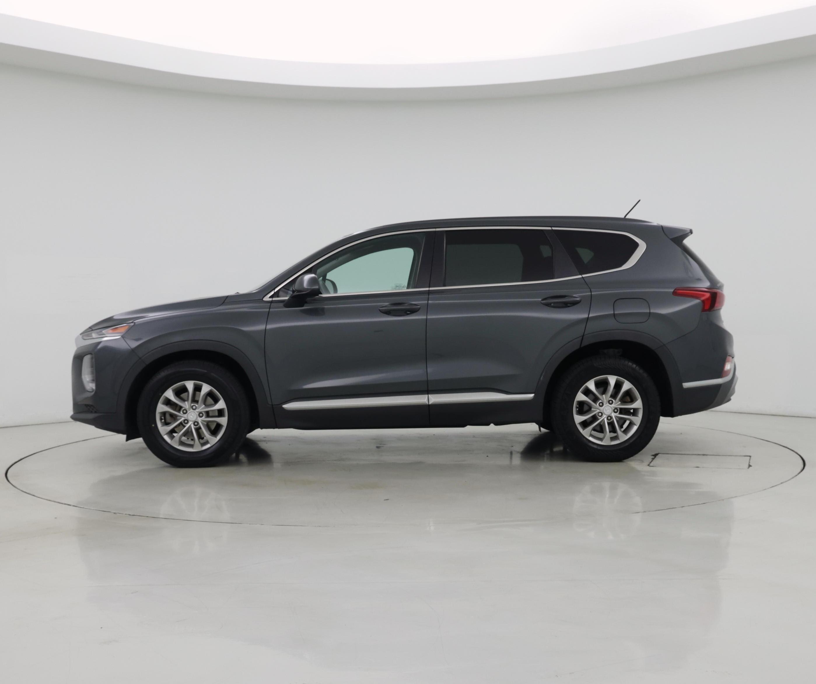 Thumbnail: 2019 Hyundai Santa Fe - 3