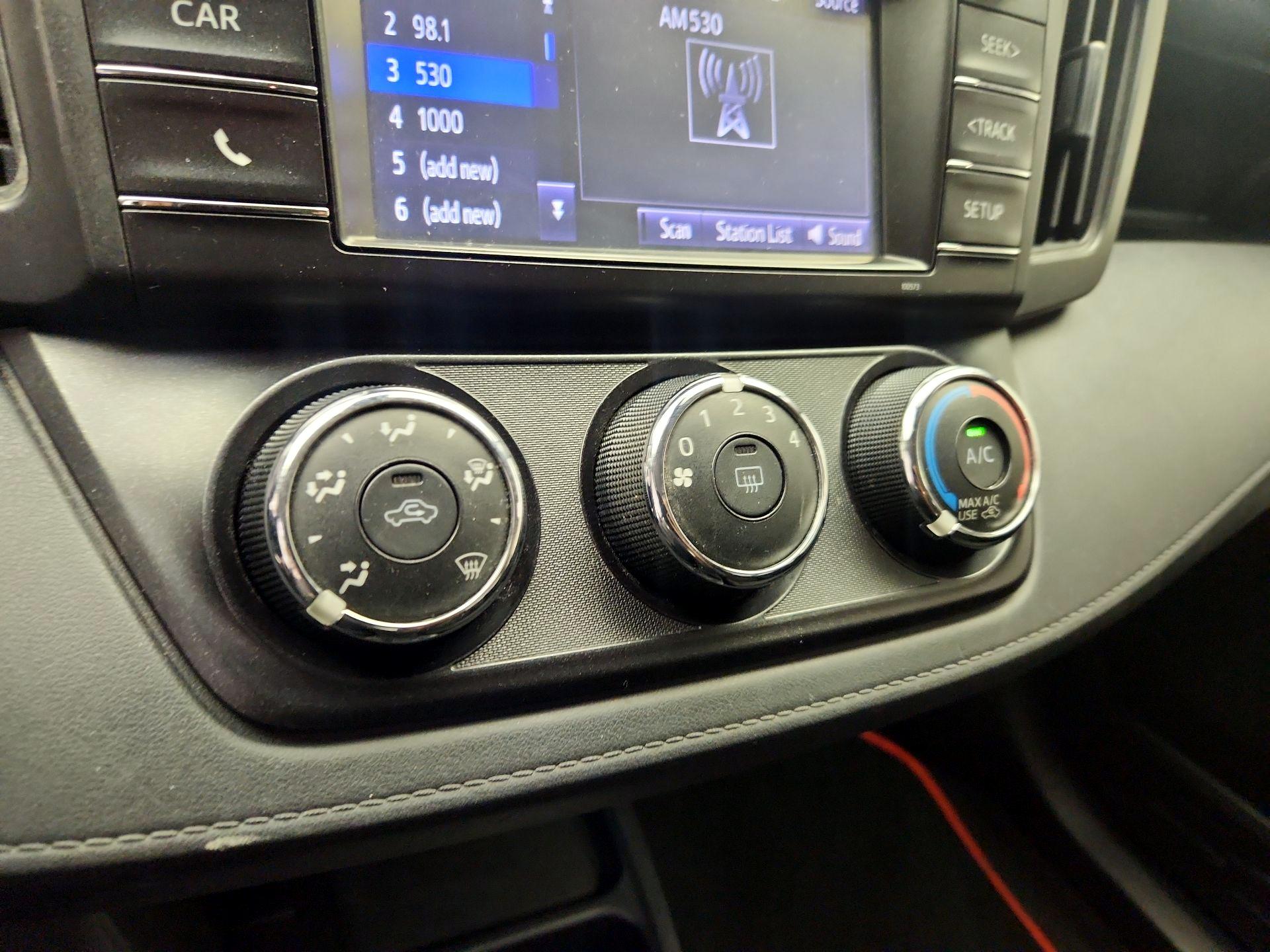 Thumbnail: 2017 Toyota RAV4 - 16