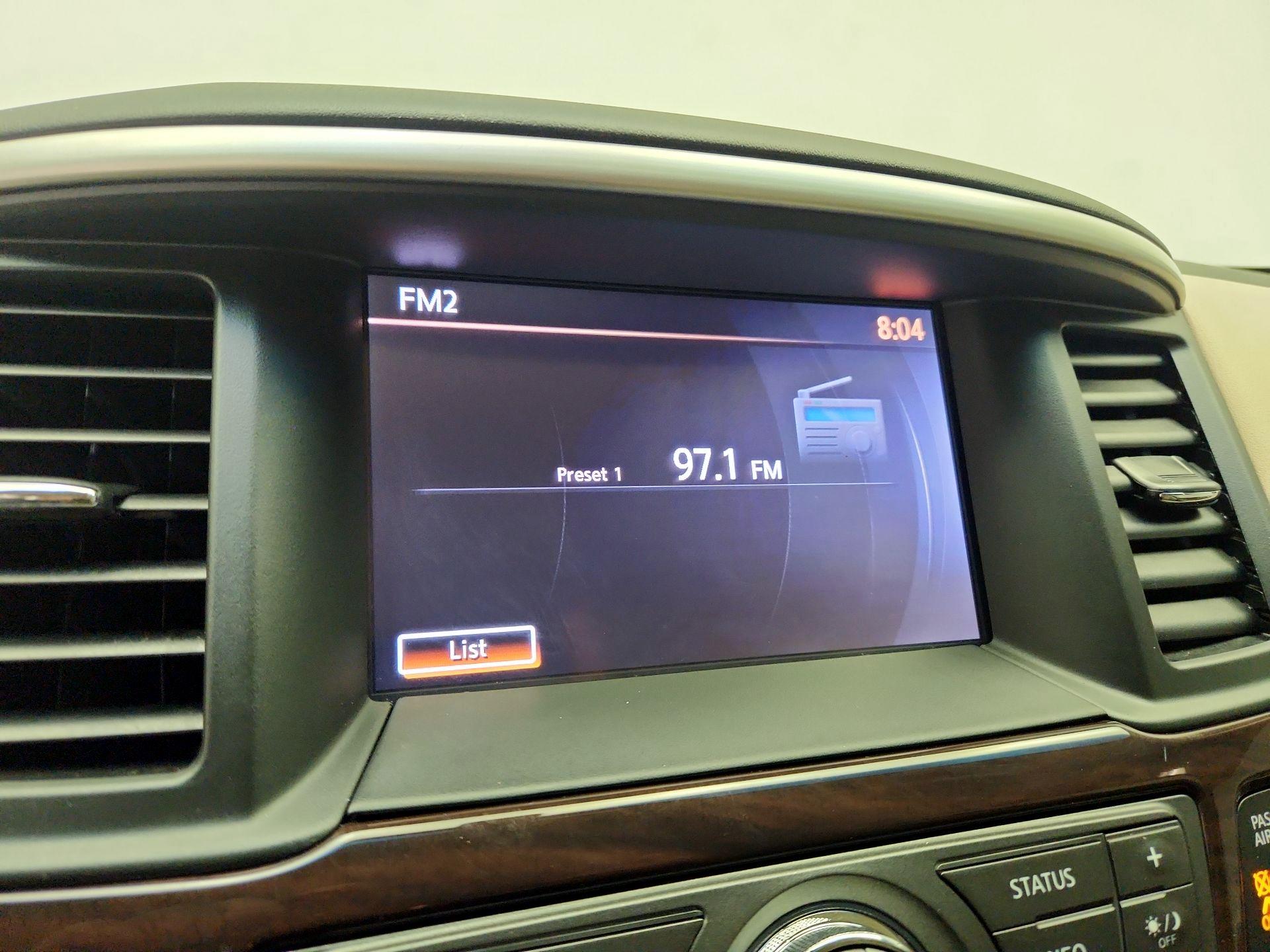 Thumbnail: 2016 Nissan Pathfinder - 16