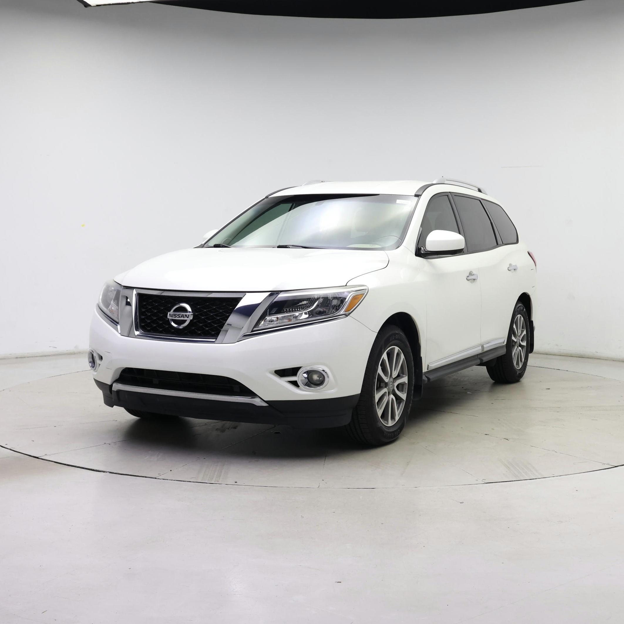 Thumbnail: 2016 Nissan Pathfinder - 4
