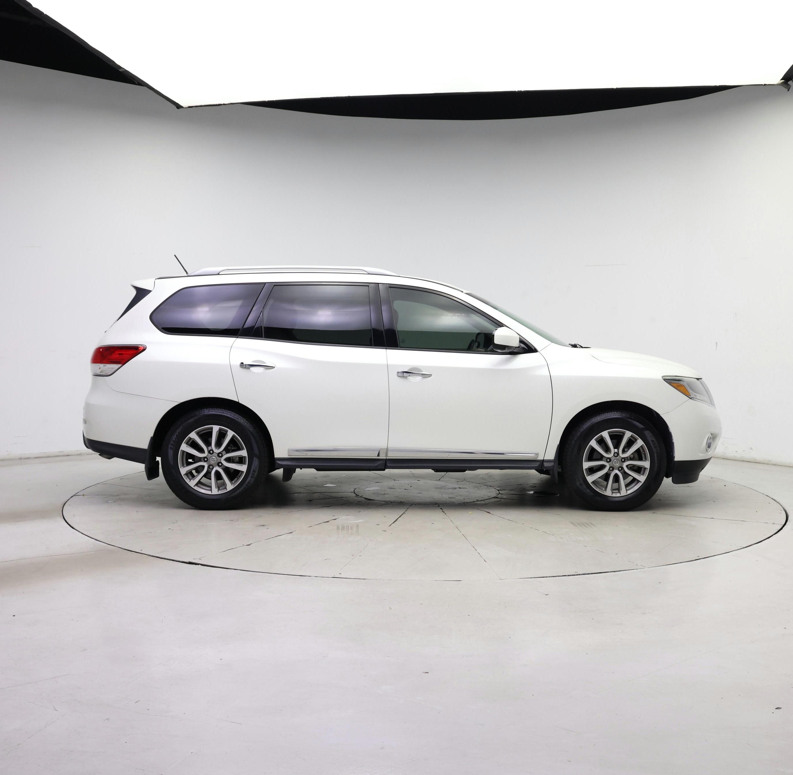 Thumbnail: 2016 Nissan Pathfinder - 7