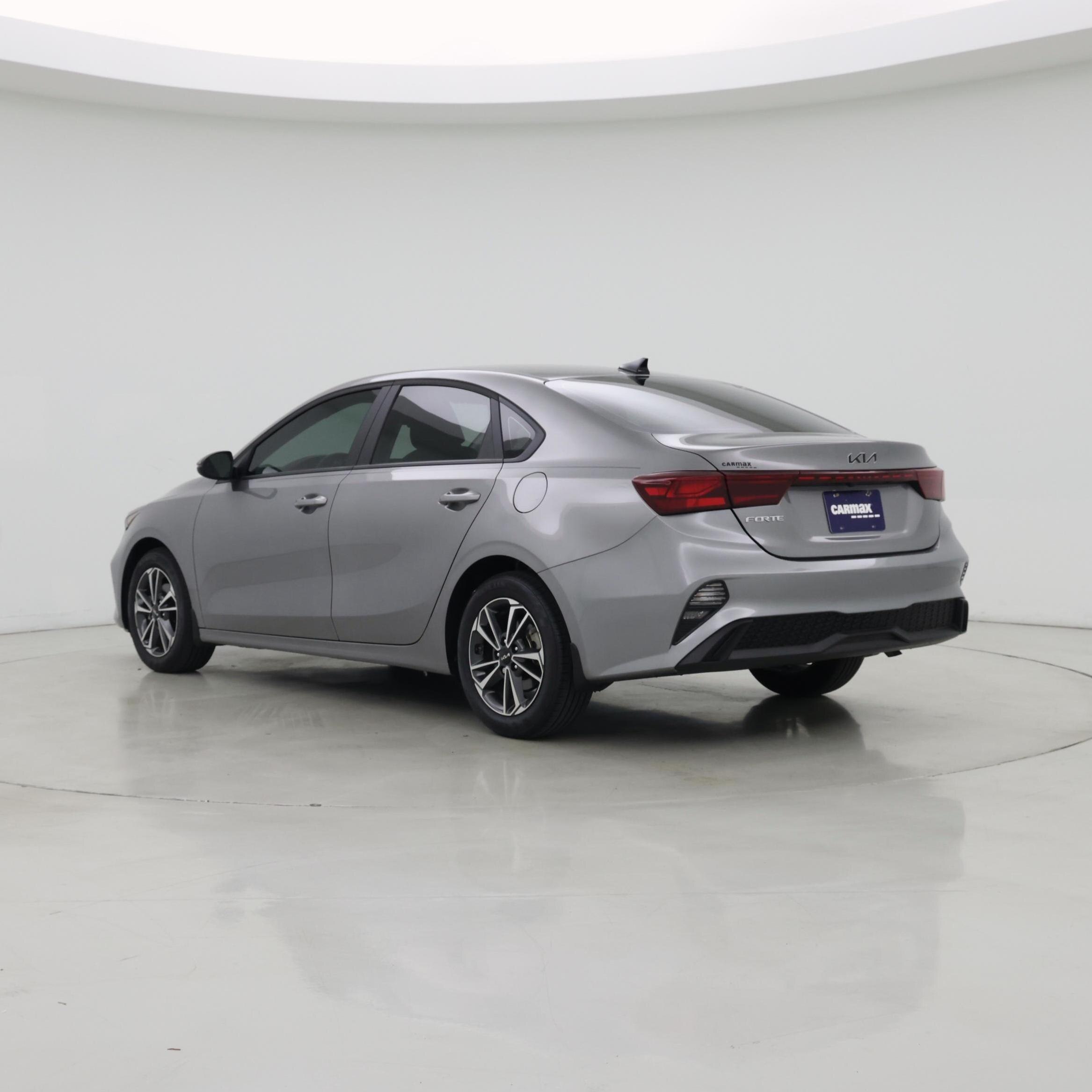 Thumbnail: 2024 Kia Forte - 2
