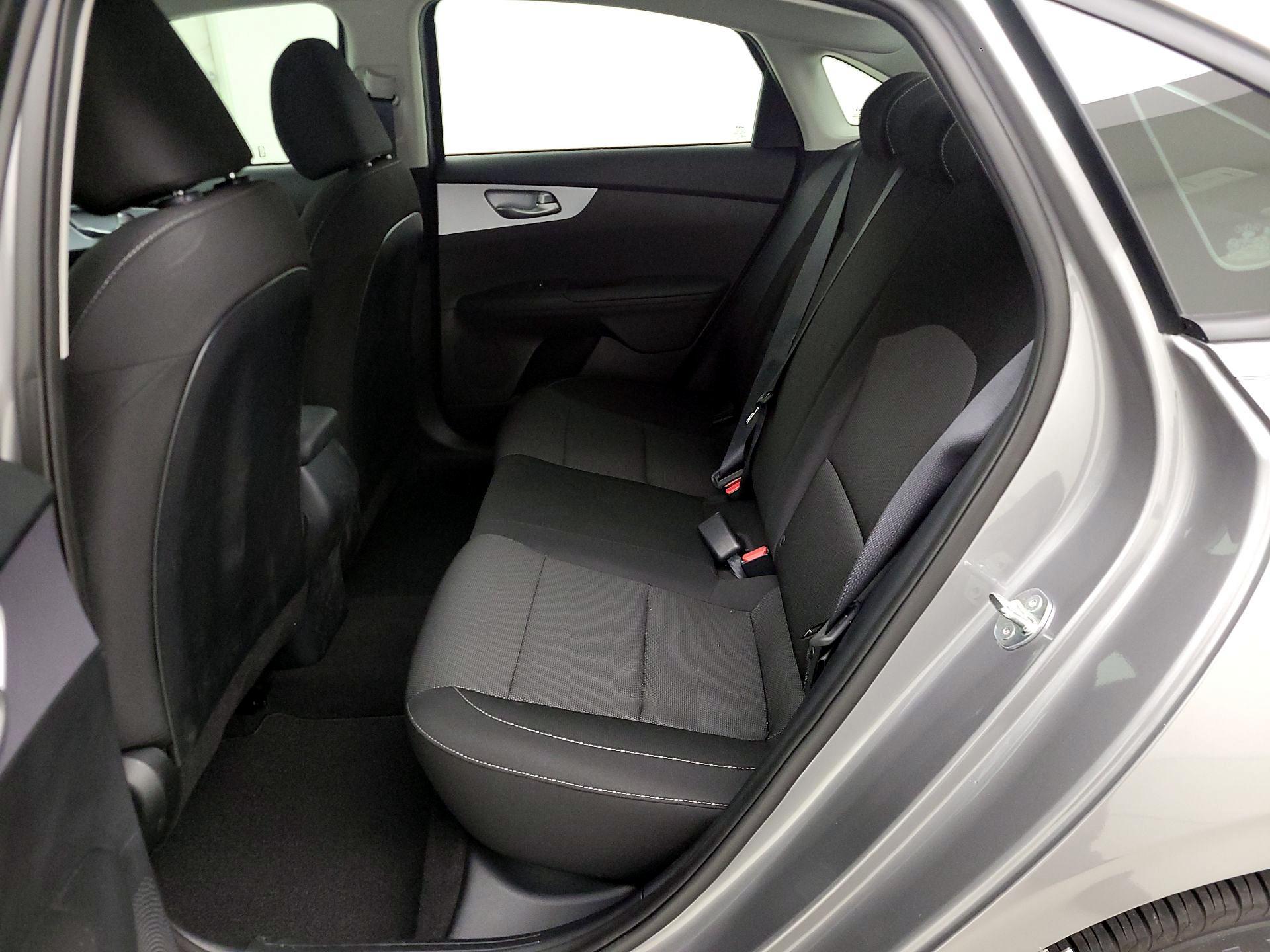 Thumbnail: 2024 Kia Forte - 19
