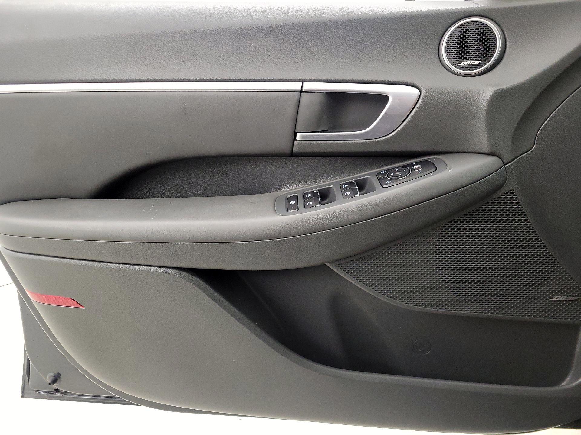Thumbnail: 2022 Hyundai Sonata - 12
