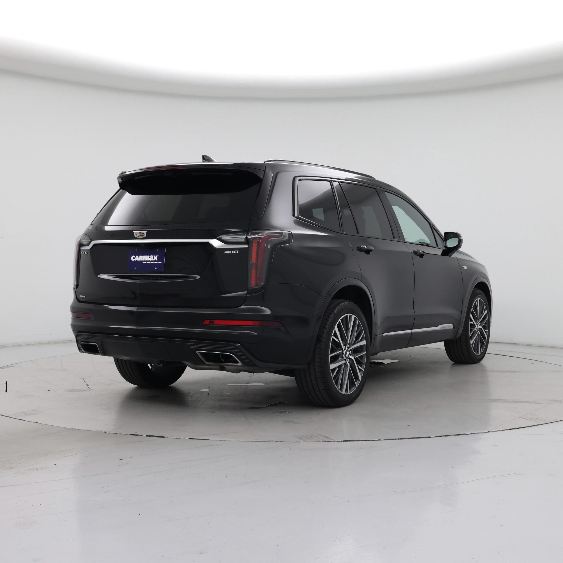 Thumbnail: 2023 Cadillac XT6 - 8