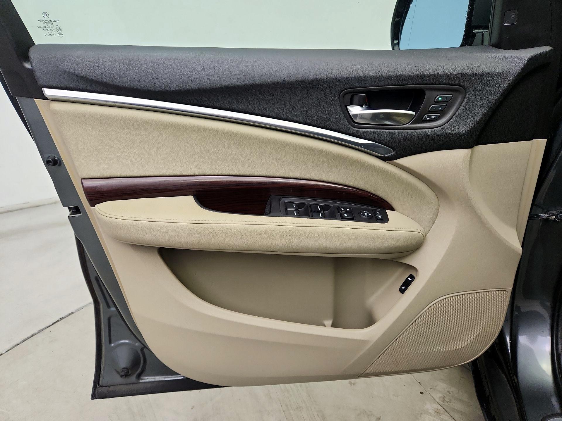 Thumbnail: 2016 Acura MDX - 12
