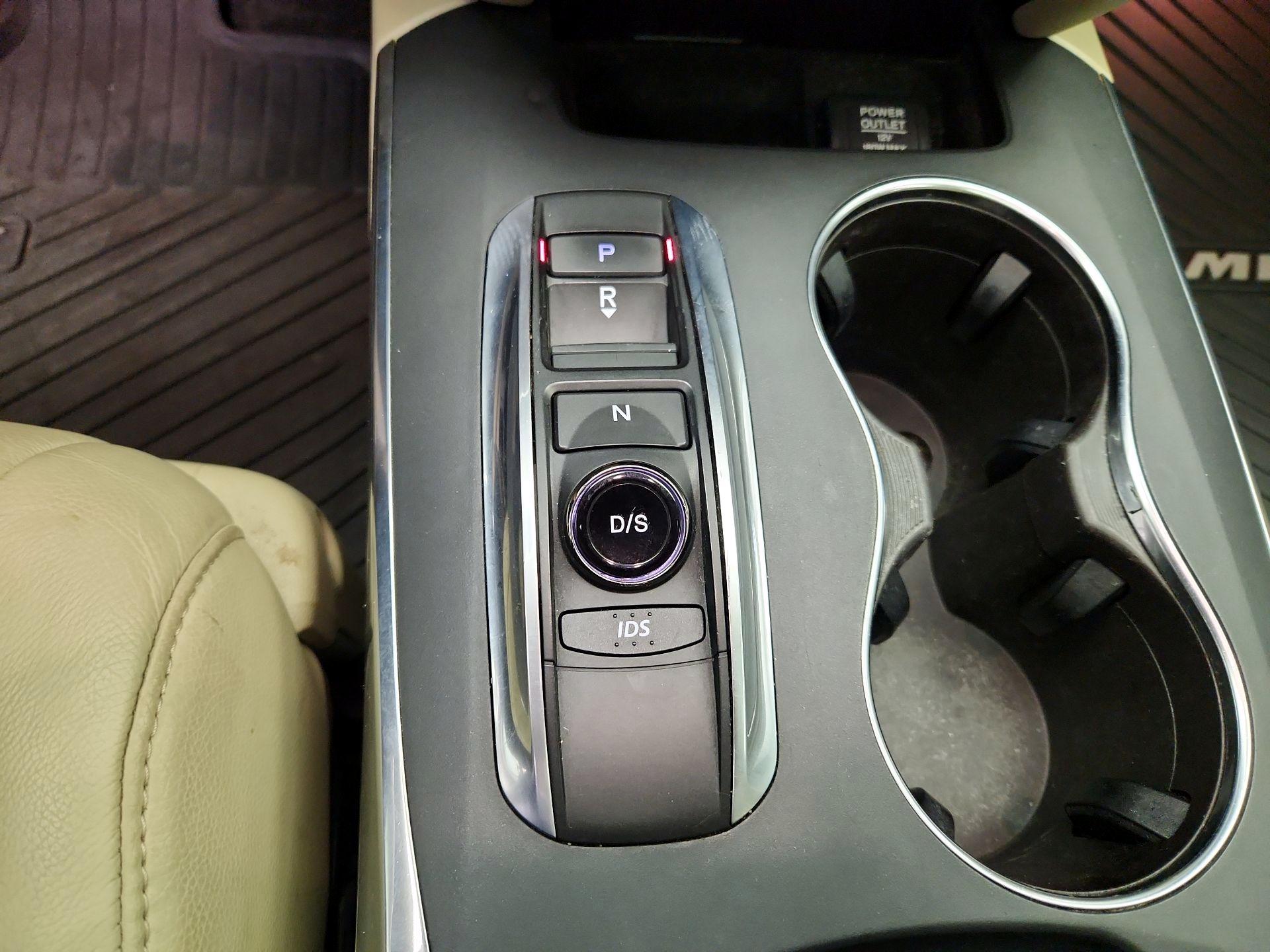 Thumbnail: 2016 Acura MDX - 18
