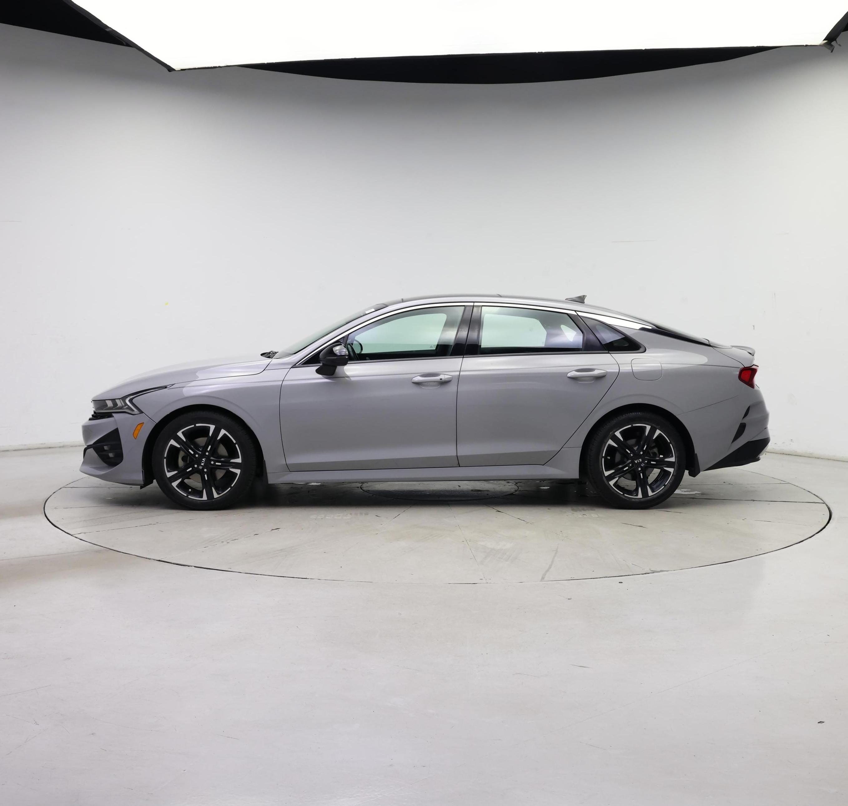 Thumbnail: 2021 Kia K5 - 3