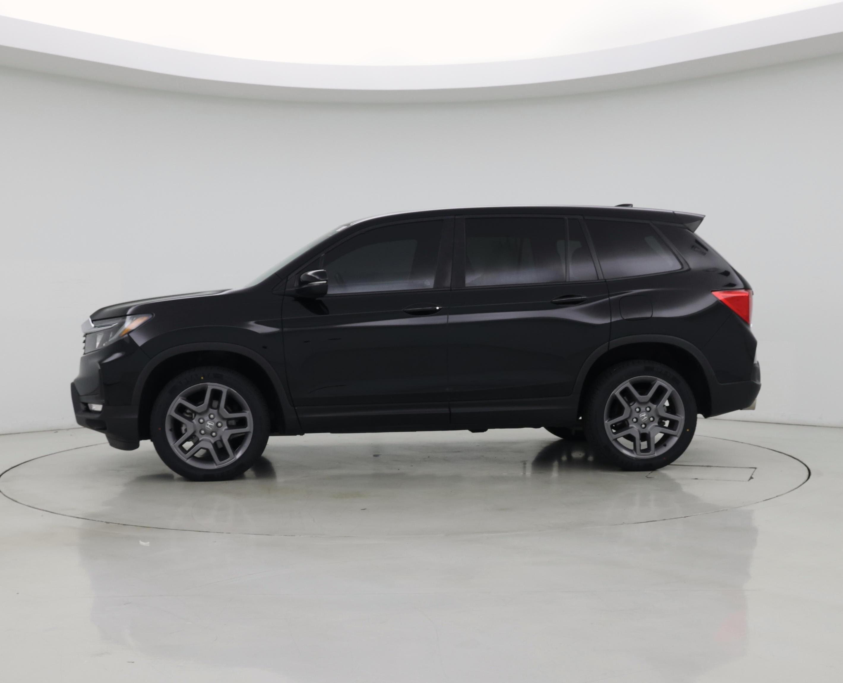 Thumbnail: 2023 Honda Passport - 3