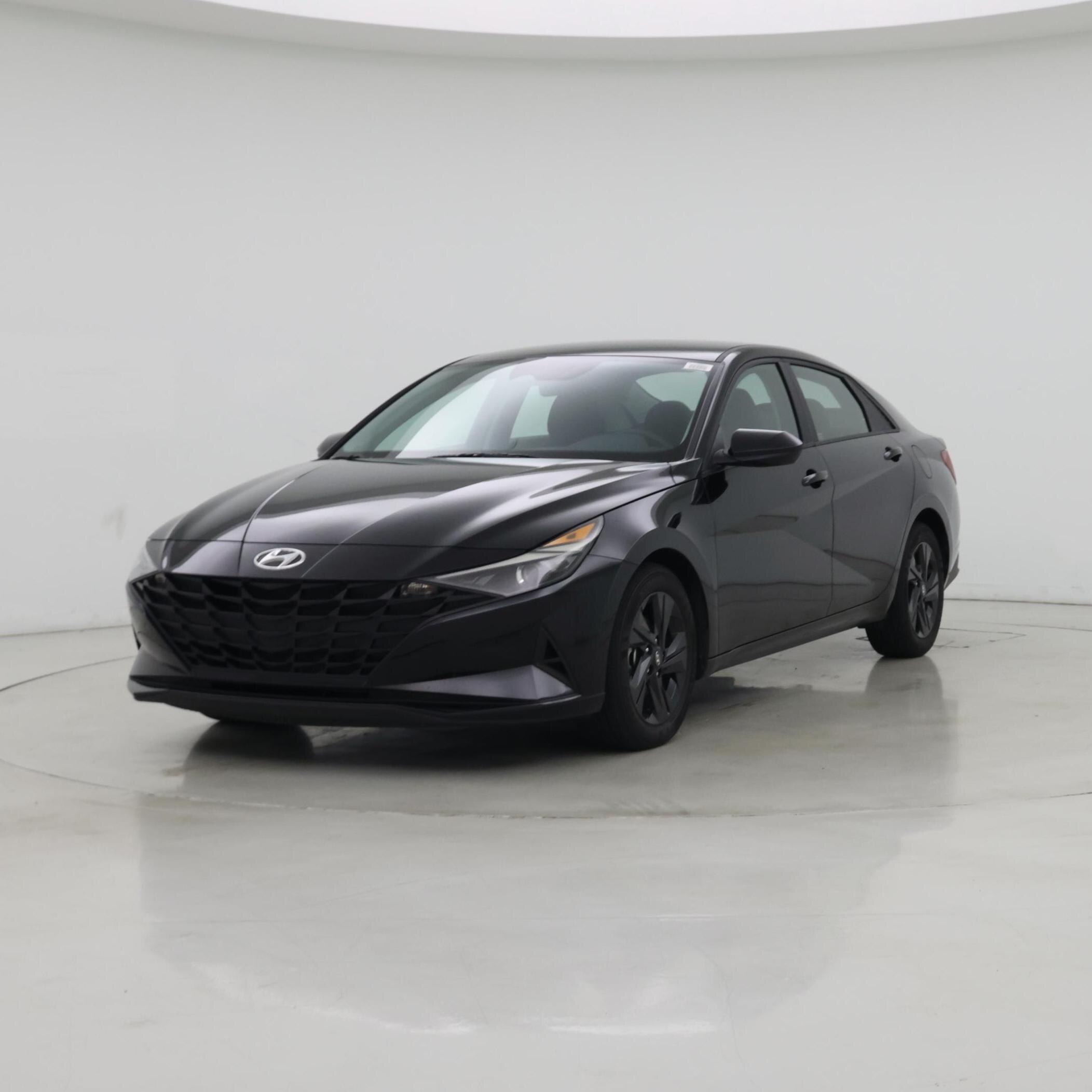 Thumbnail: 2023 Hyundai Elantra - 4