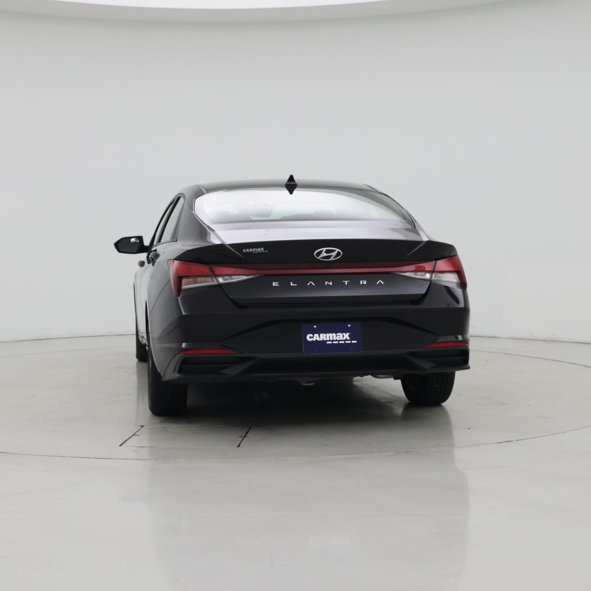 Thumbnail: 2023 Hyundai Elantra - 6