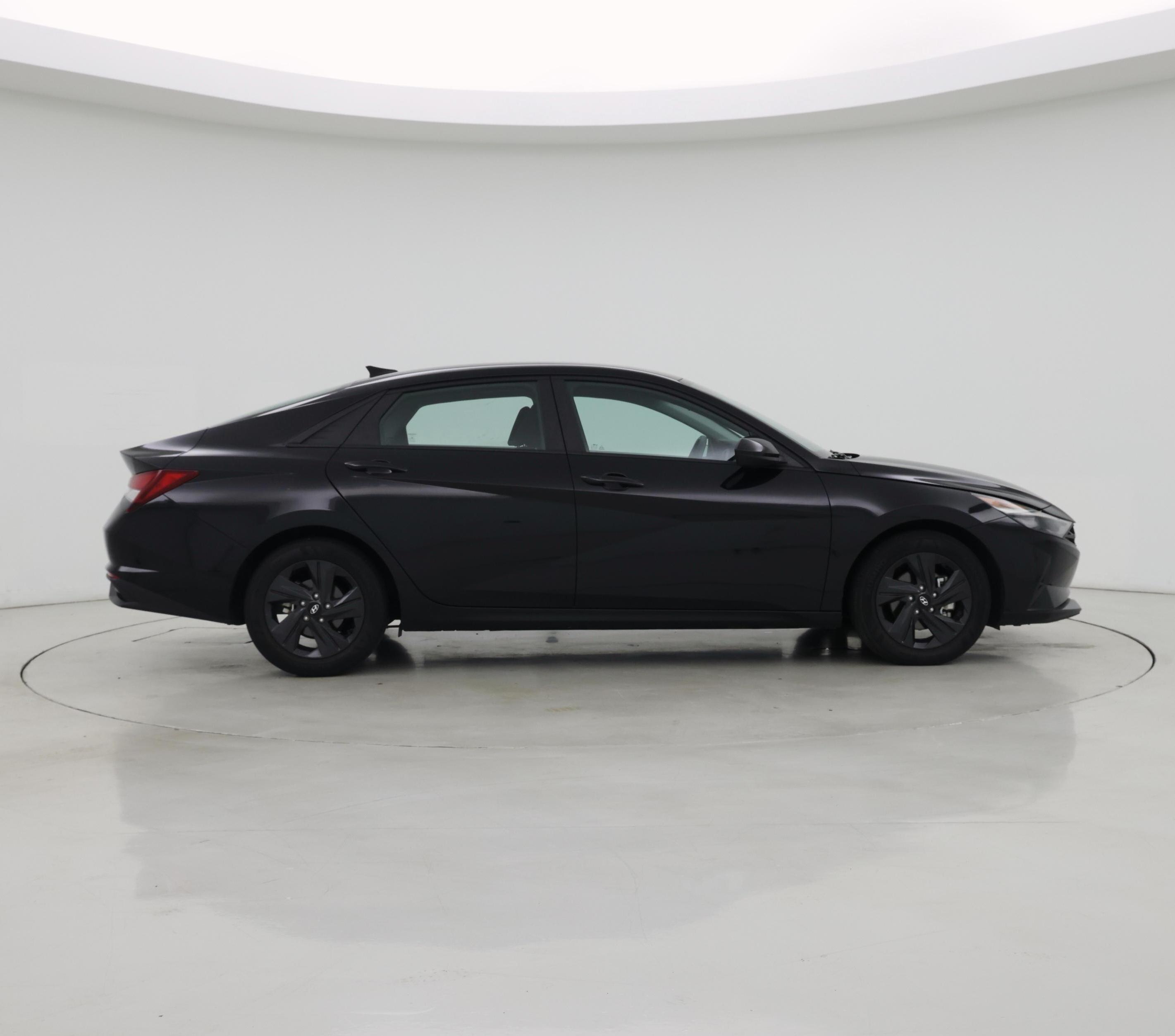 Thumbnail: 2023 Hyundai Elantra - 7