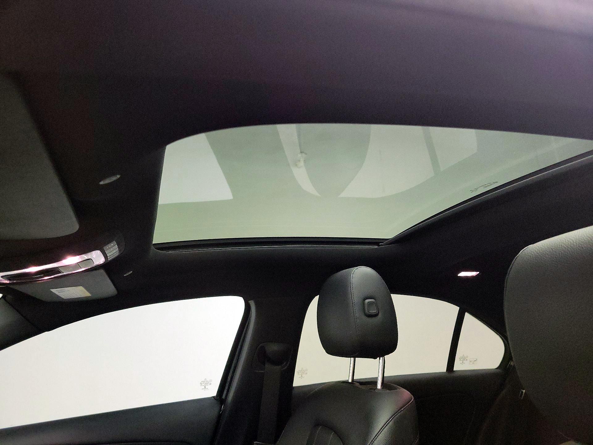 Thumbnail: 2019 Mercedes-Benz A-Class - 19