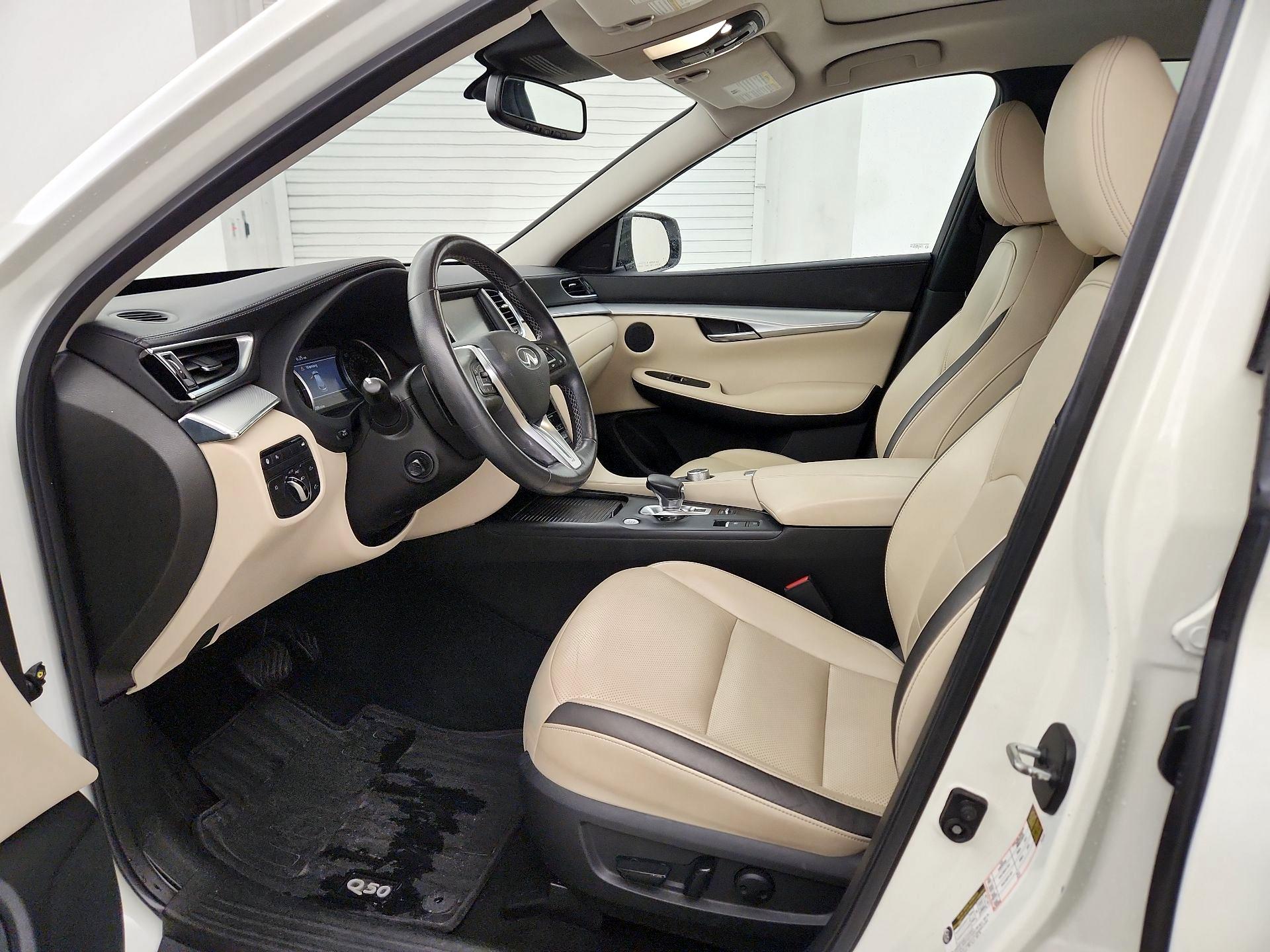 Thumbnail: 2019 INFINITI QX50 - 11