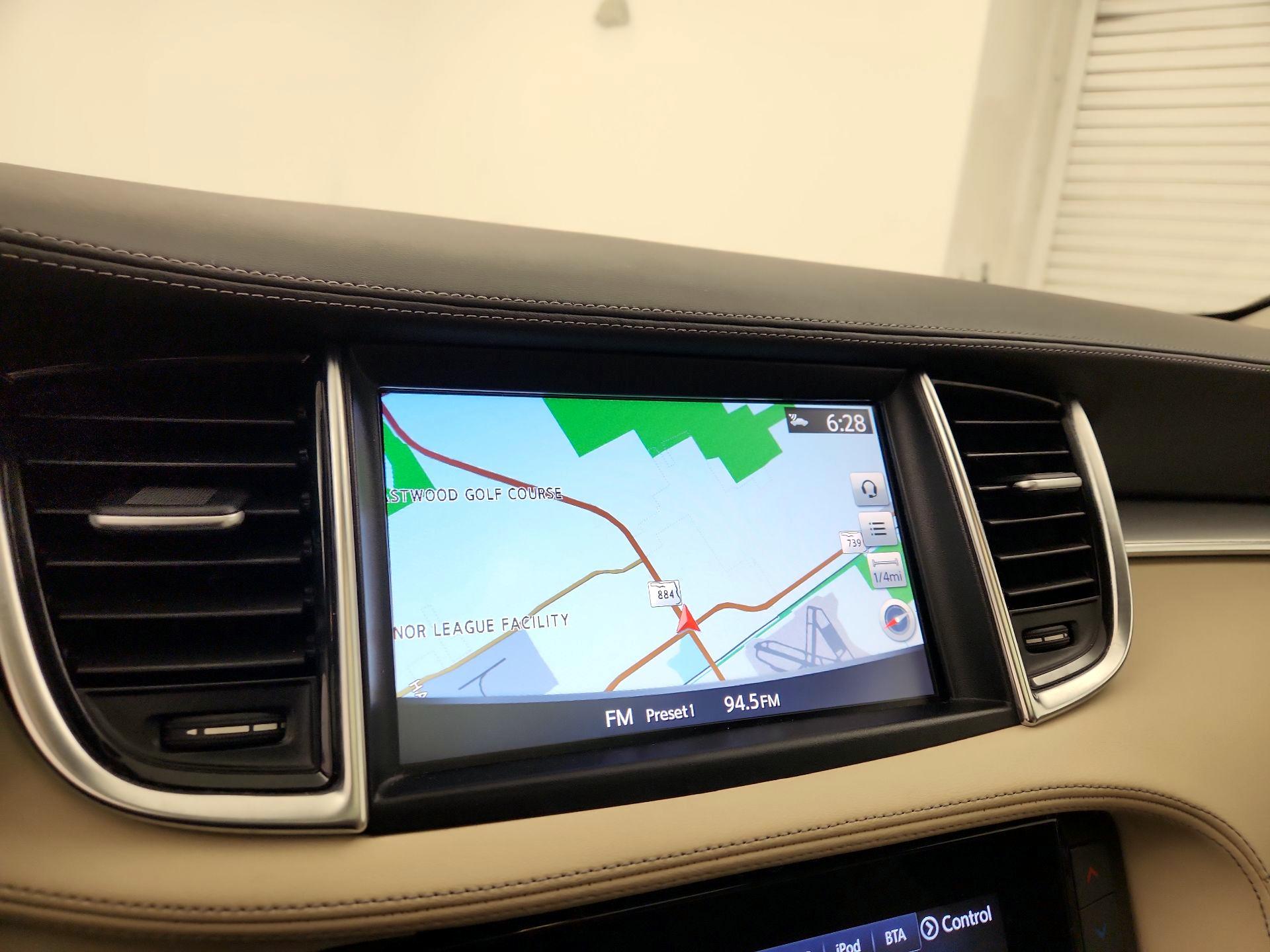 Thumbnail: 2019 INFINITI QX50 - 14