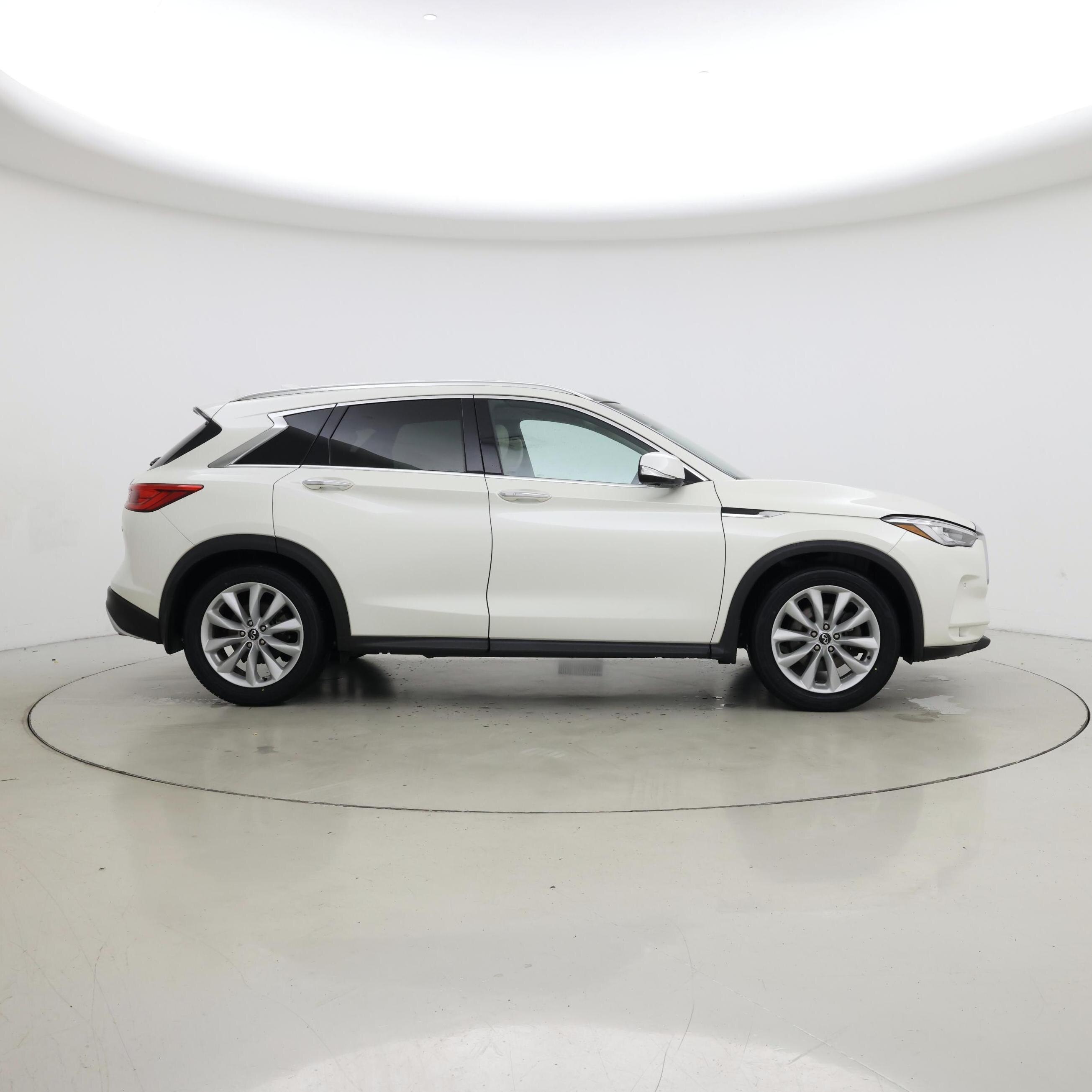 Thumbnail: 2019 INFINITI QX50 - 7