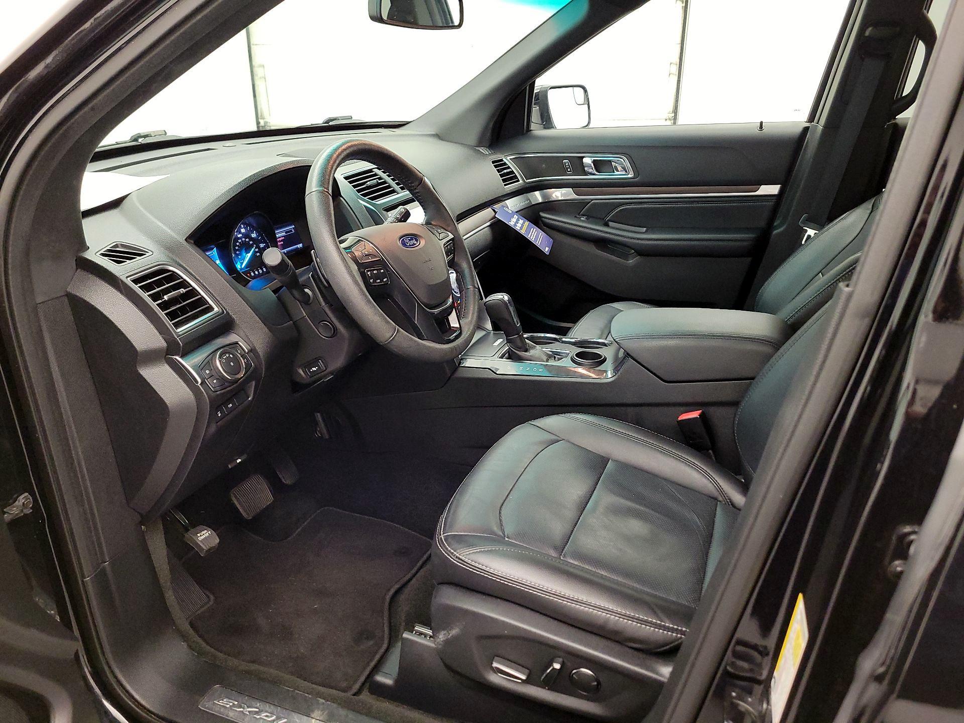 Thumbnail: 2017 Ford Explorer - 11