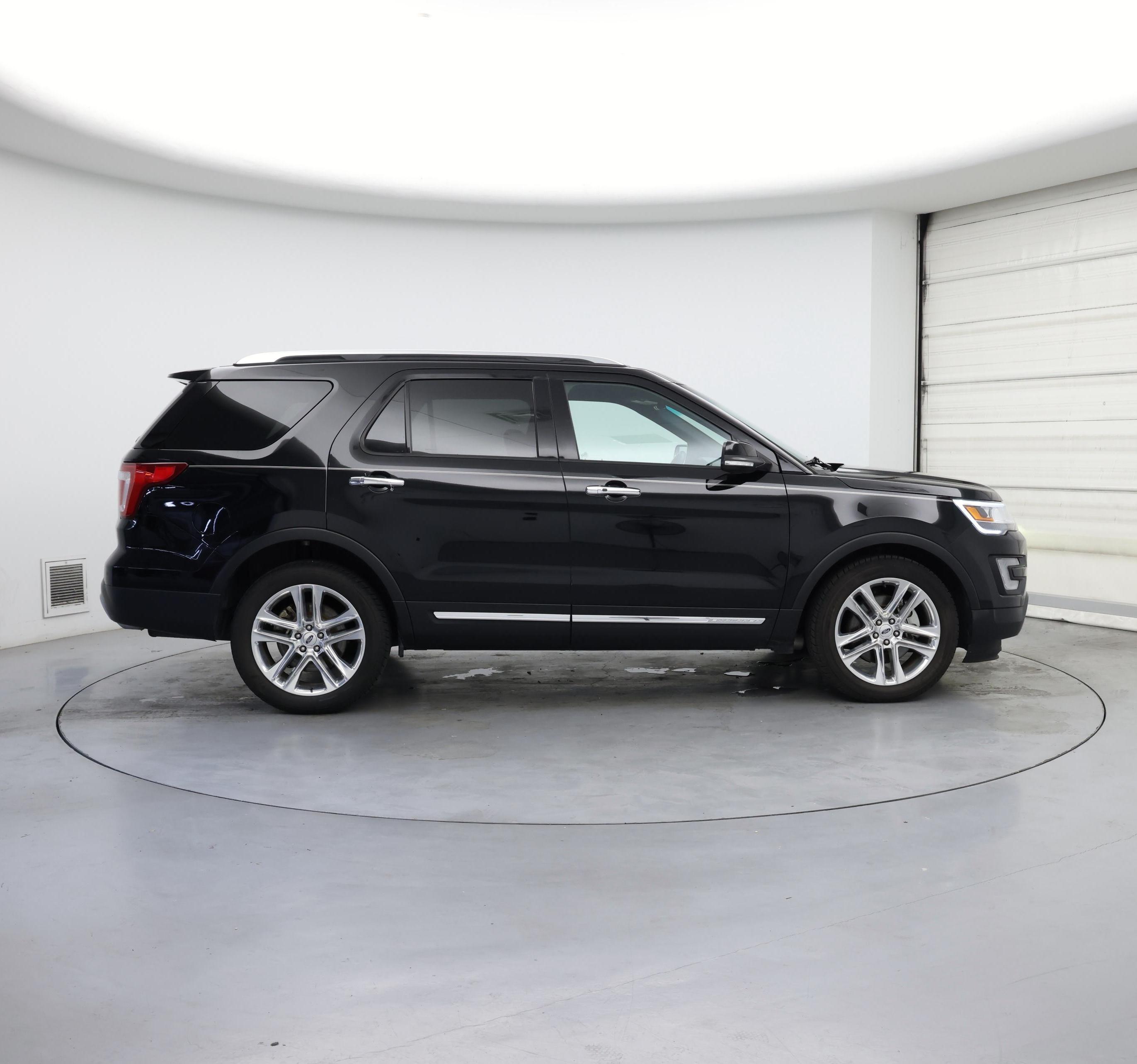 Thumbnail: 2017 Ford Explorer - 7