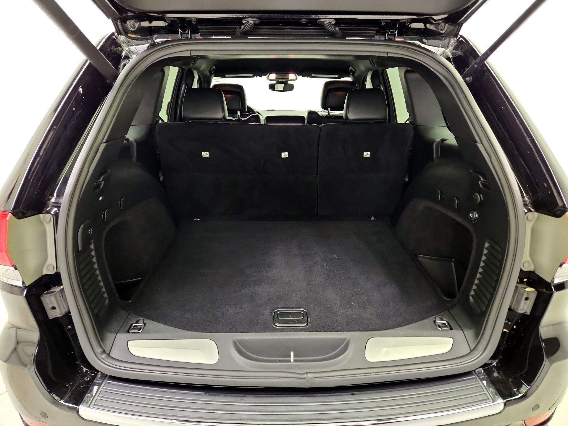 Thumbnail: 2018 Jeep Grand Cherokee - 20