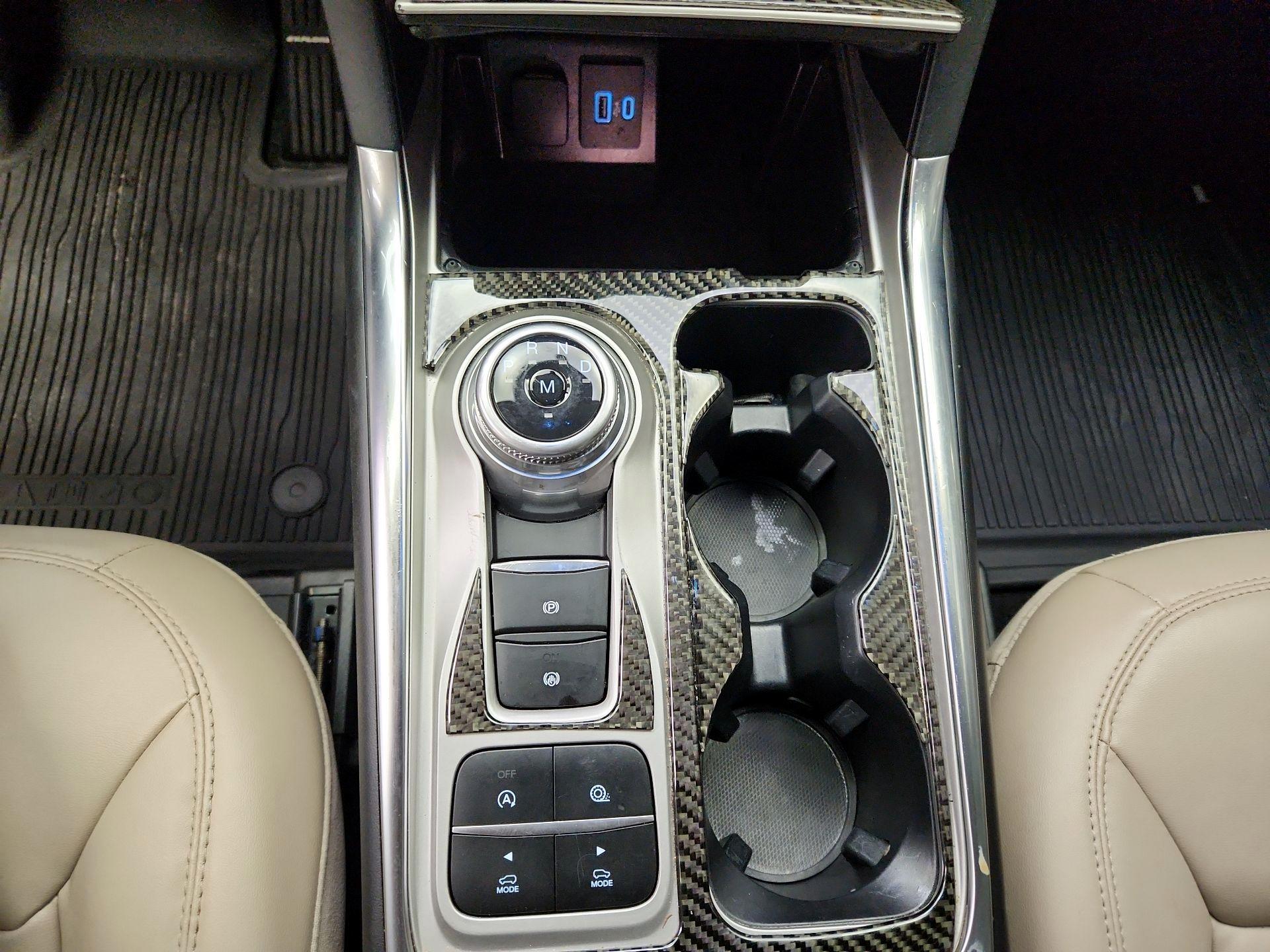 Thumbnail: 2021 Ford Explorer - 17
