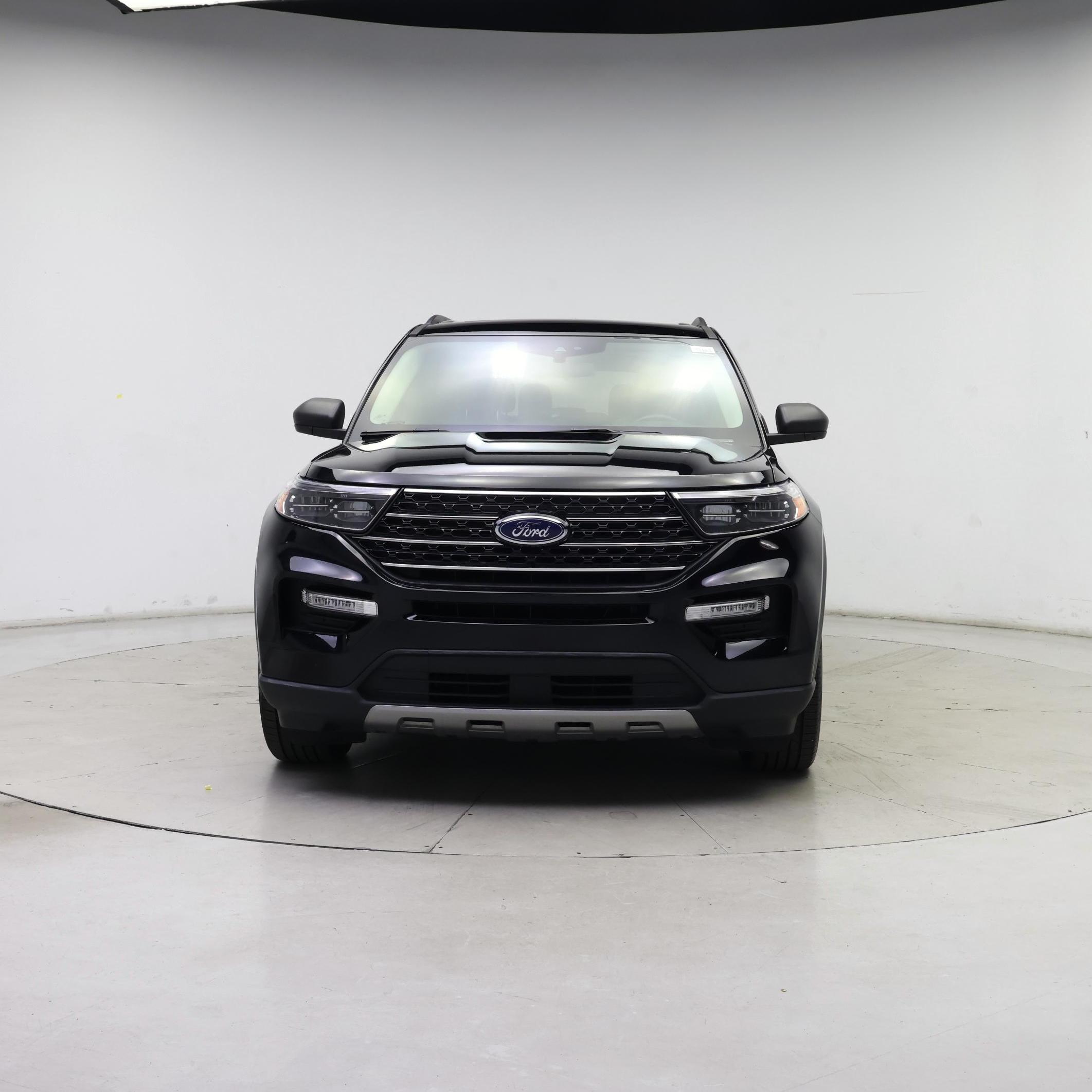 Thumbnail: 2021 Ford Explorer - 5