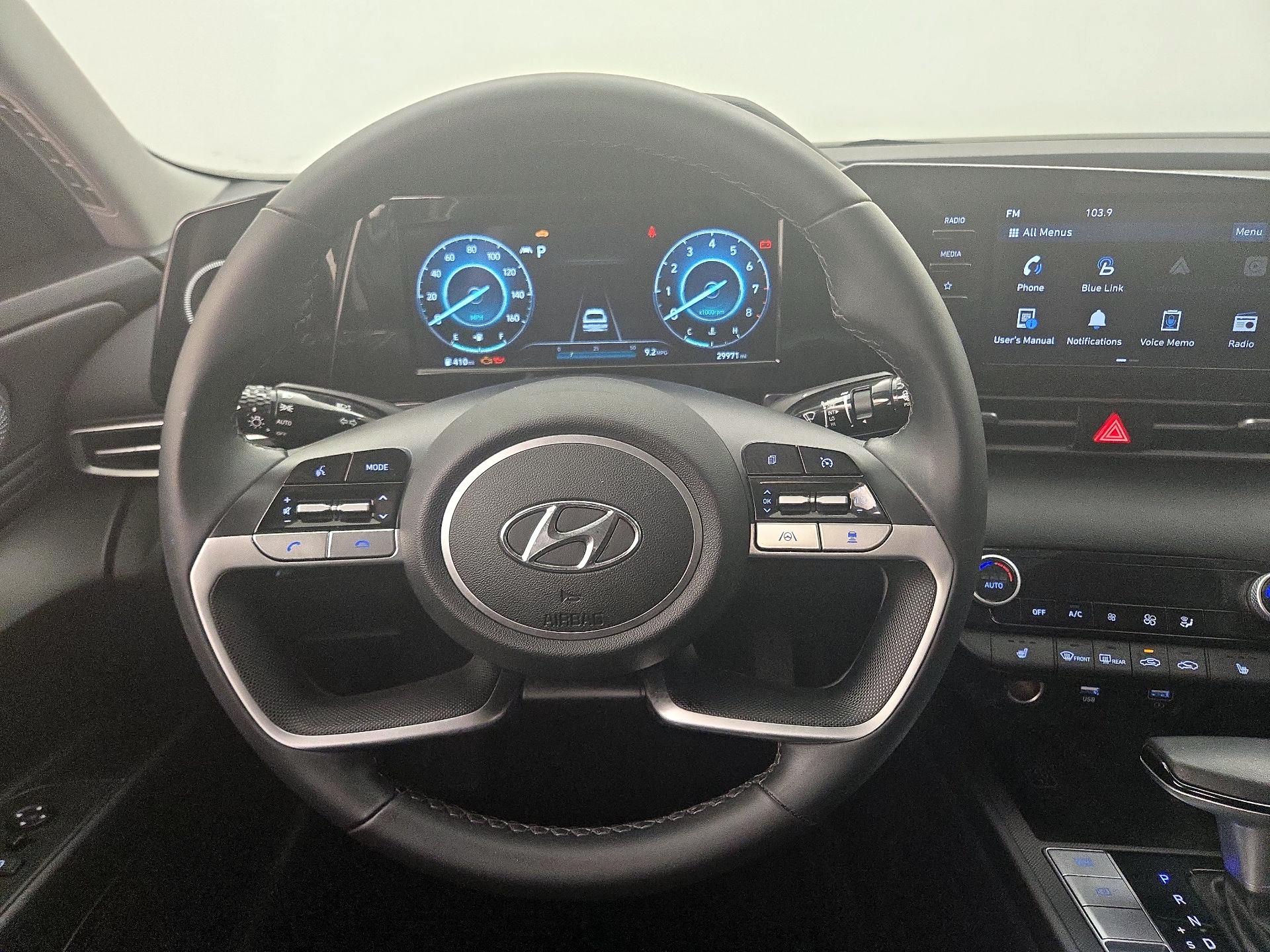 Thumbnail: 2022 Hyundai Elantra - 10