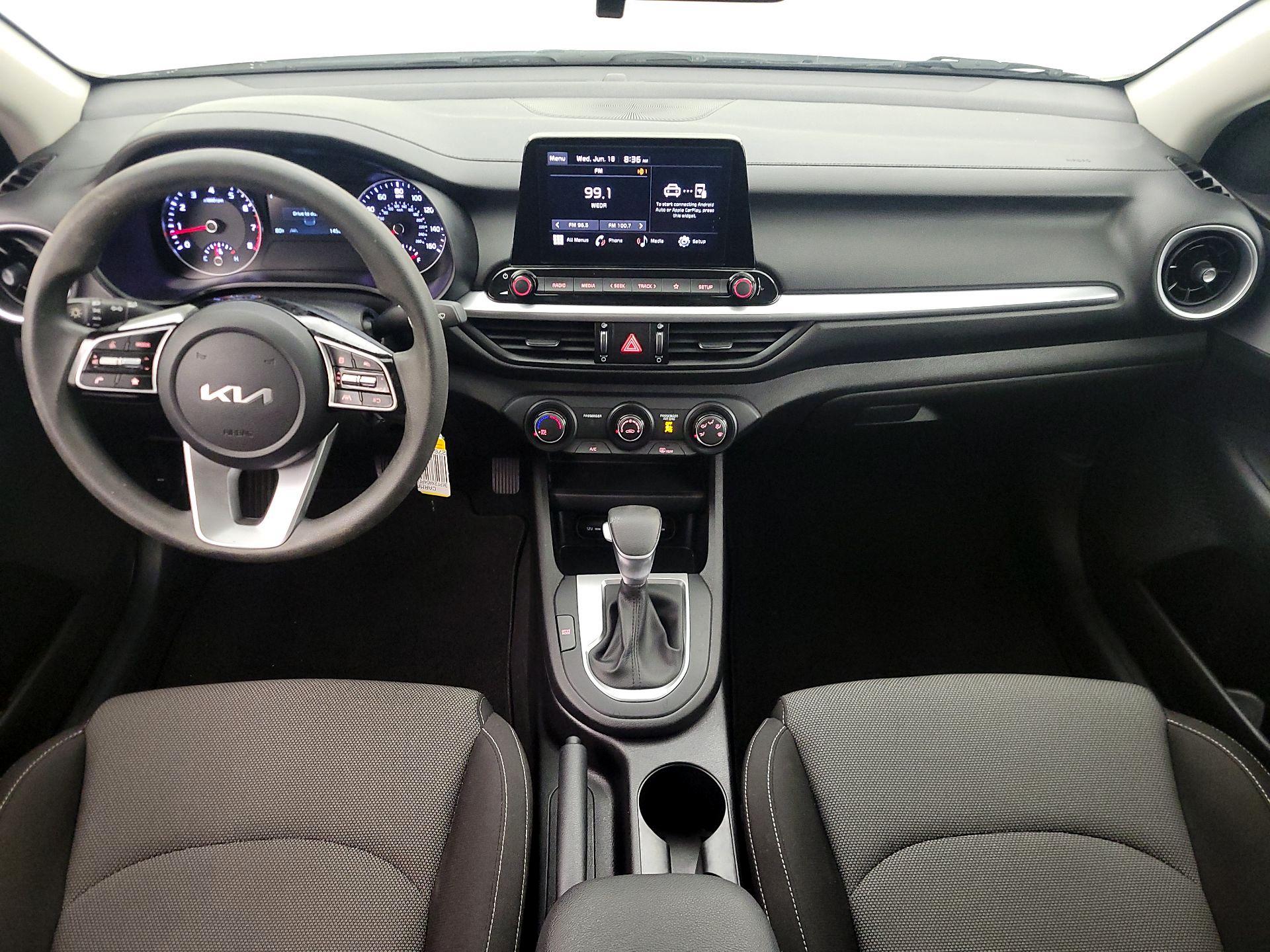 Thumbnail: 2023 Kia Forte - 9