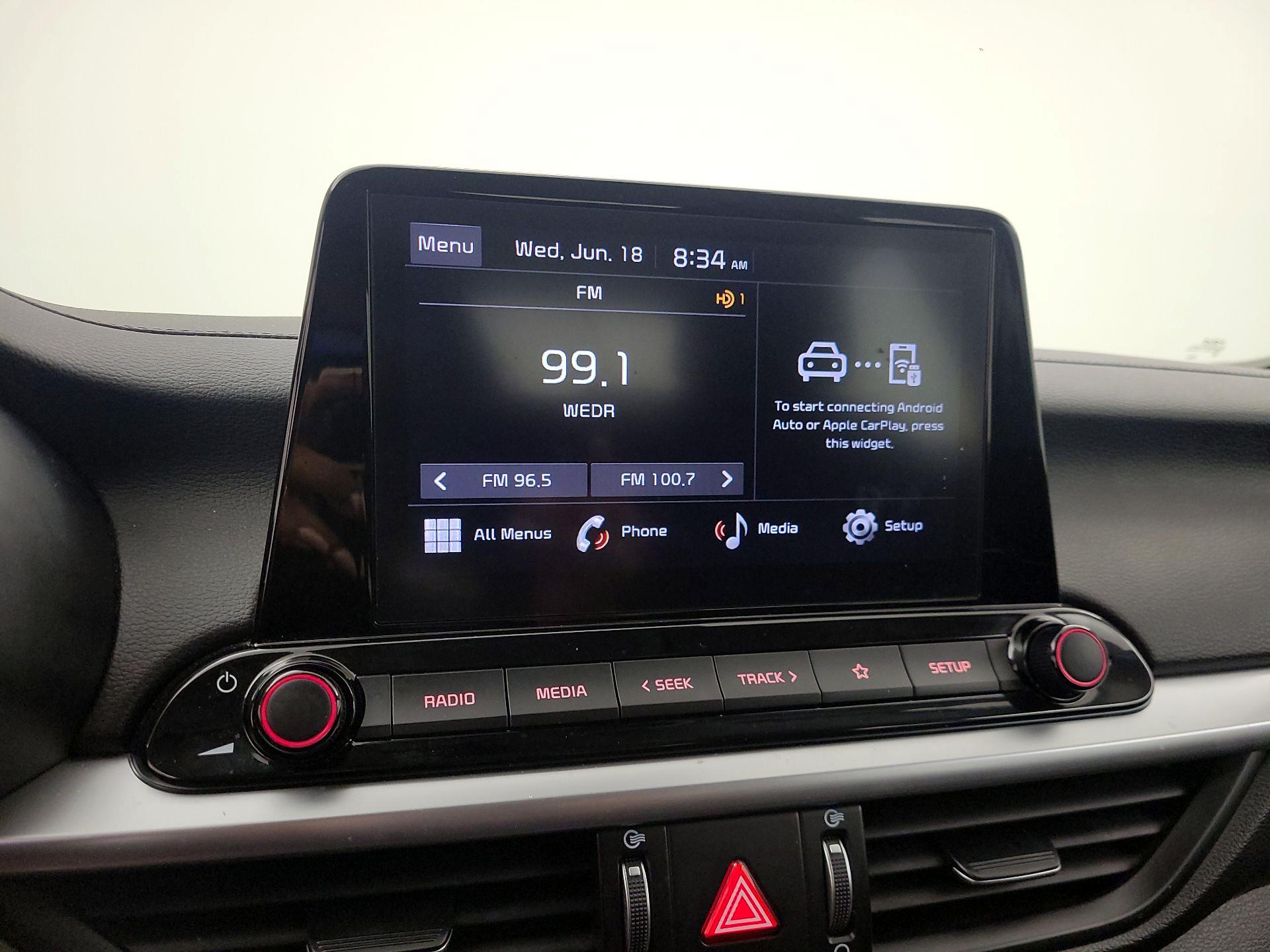 Thumbnail: 2023 Kia Forte - 15