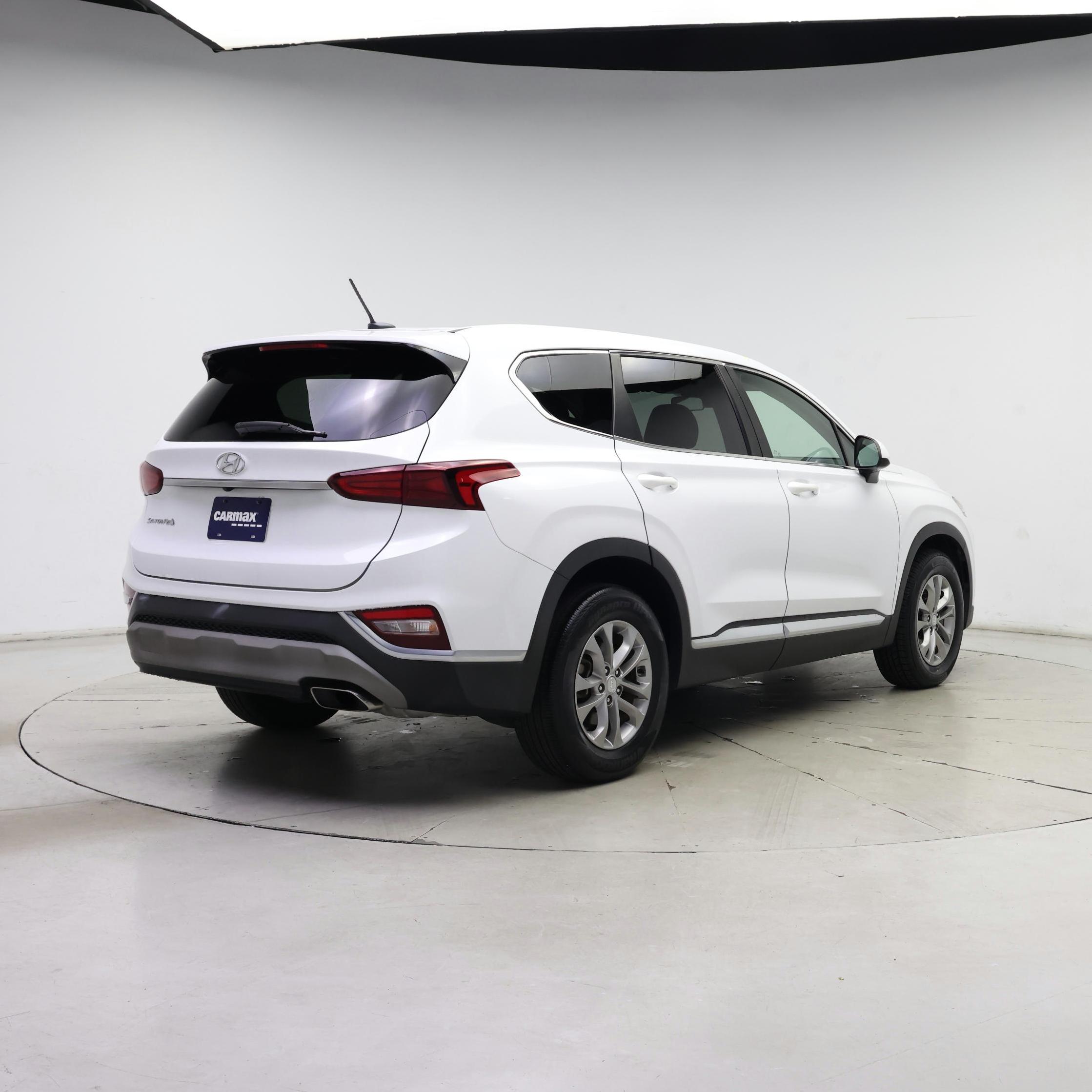 Thumbnail: 2019 Hyundai Santa Fe - 8