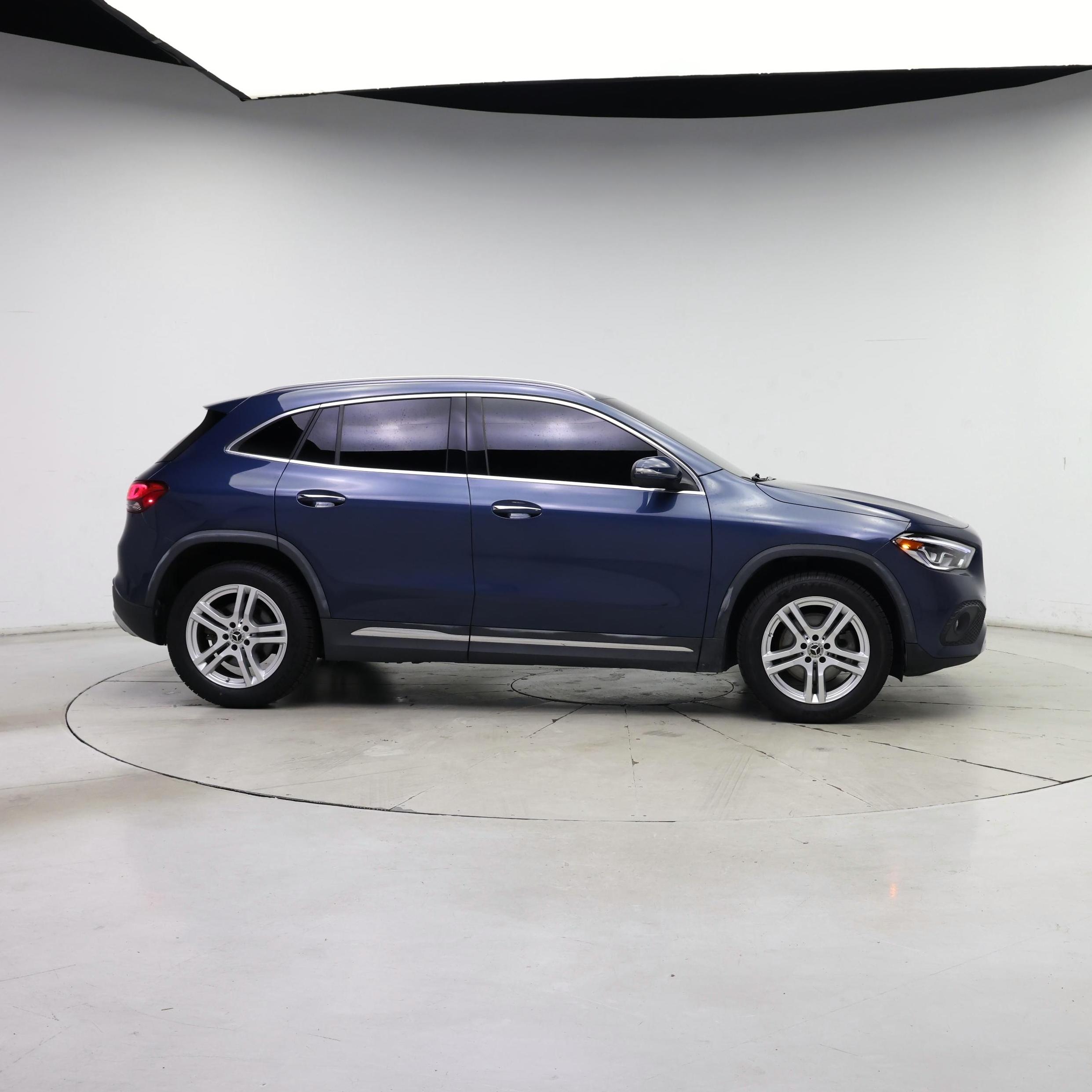 Thumbnail: 2023 Mercedes-Benz GLA - 7