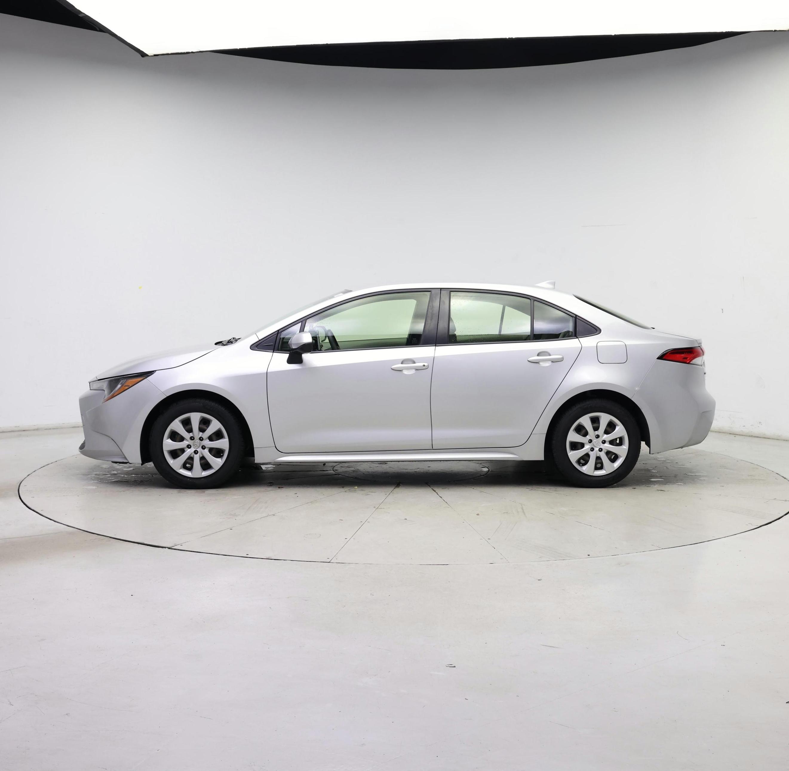 Thumbnail: 2021 Toyota Corolla - 3