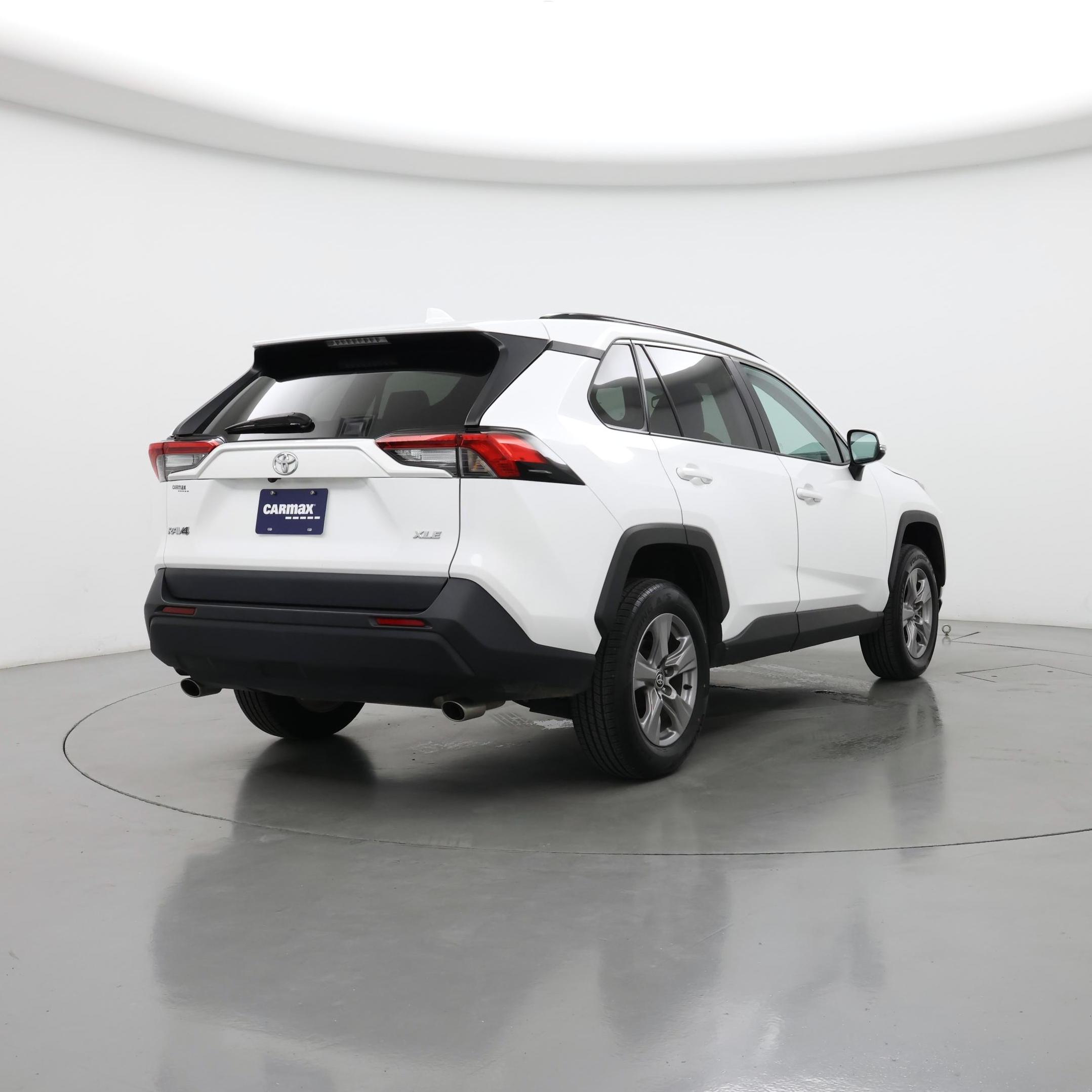 Thumbnail: 2024 Toyota RAV4 - 8