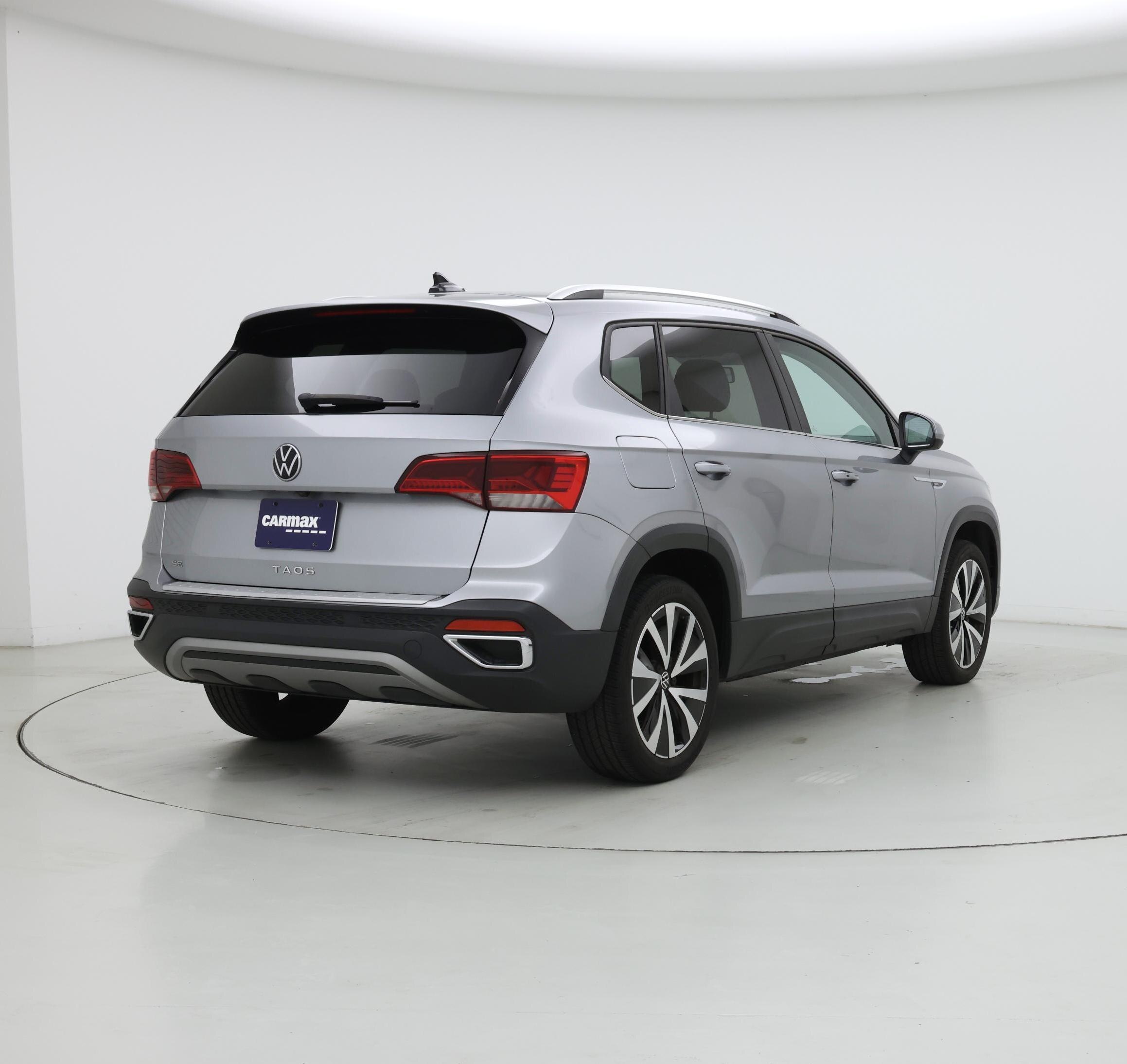 Thumbnail: 2022 Volkswagen Taos - 8