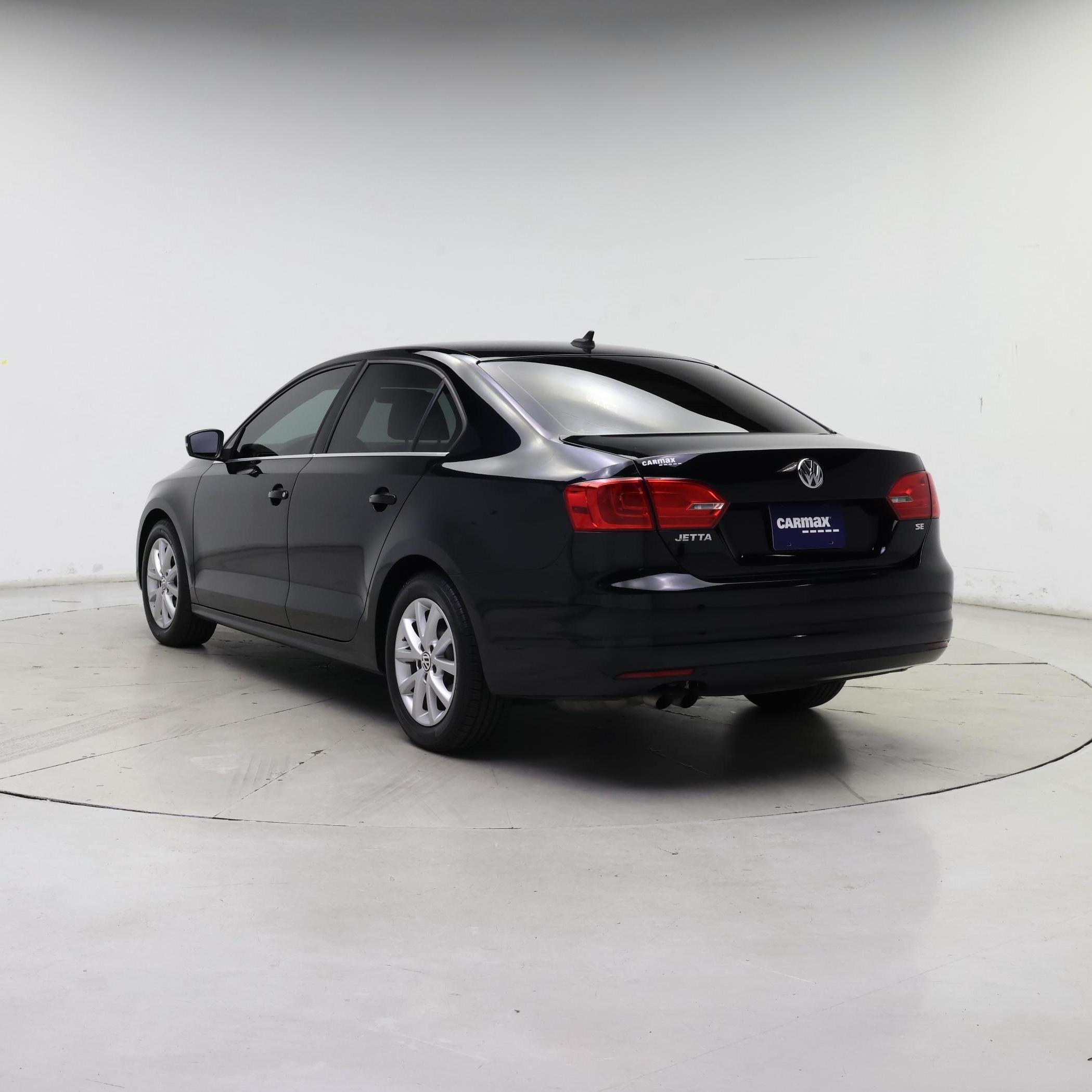 Thumbnail: 2014 Volkswagen Jetta - 2