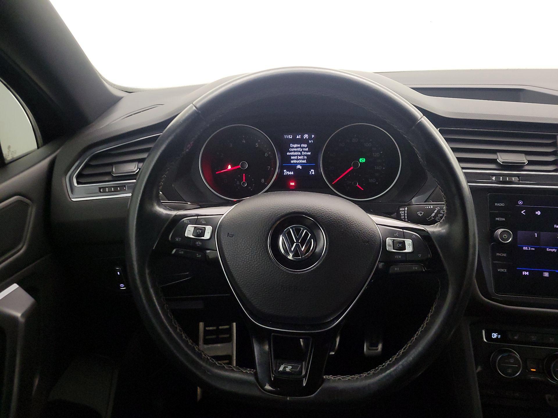 Thumbnail: 2021 Volkswagen Tiguan - 10