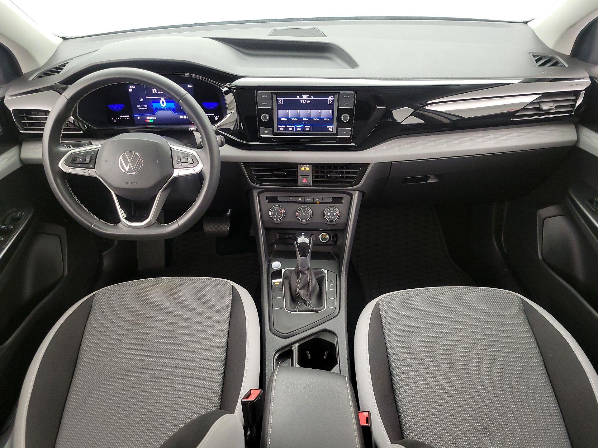 Thumbnail: 2022 Volkswagen Taos - 9