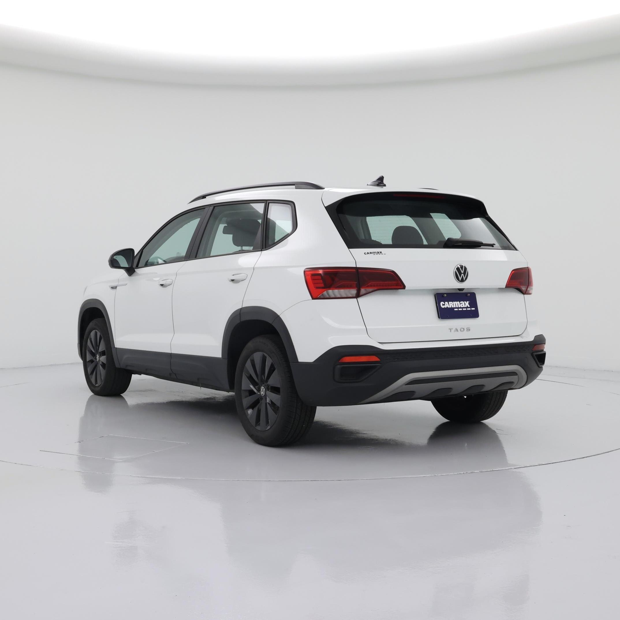 Thumbnail: 2022 Volkswagen Taos - 2