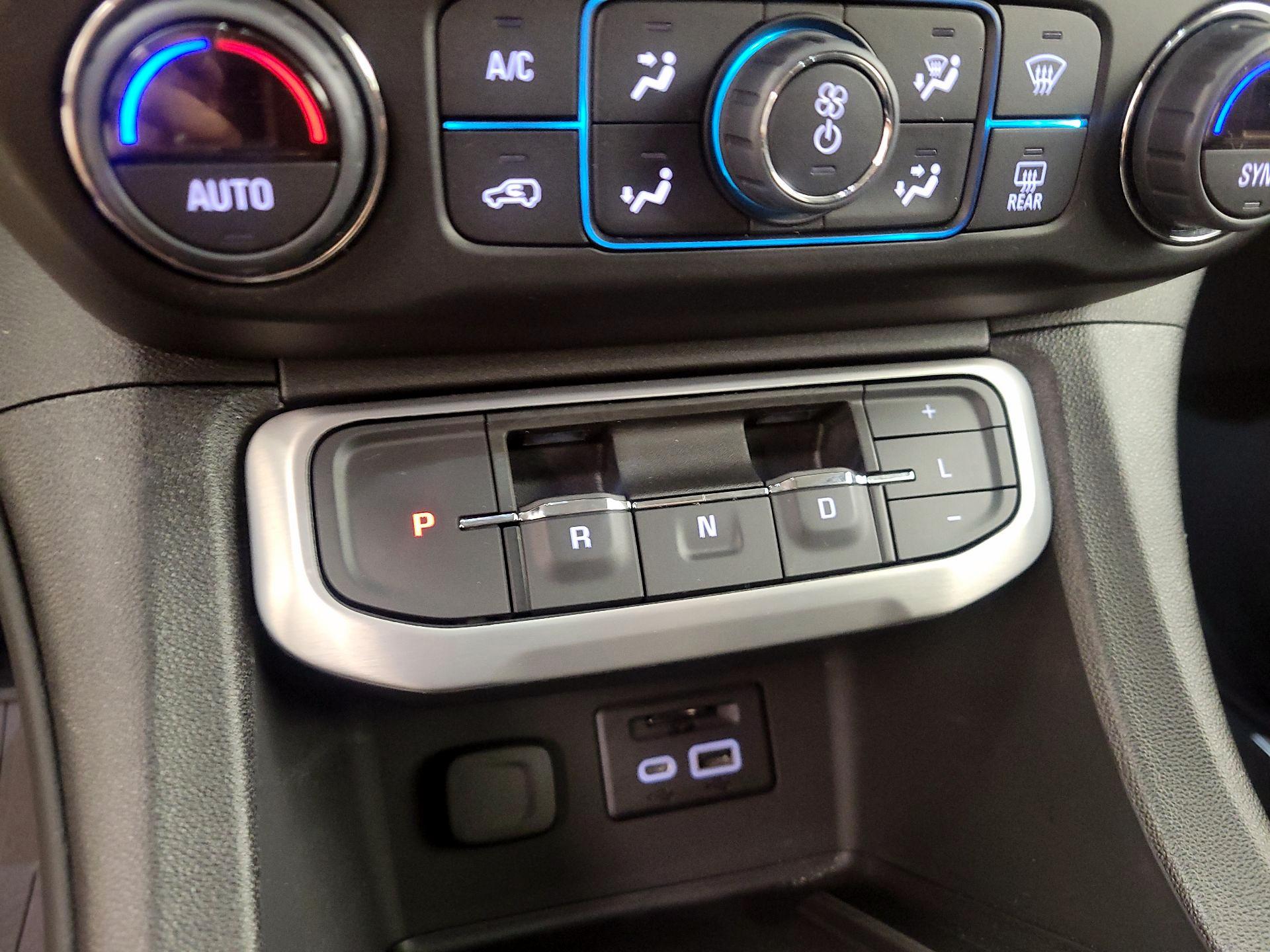 Thumbnail: 2022 GMC Acadia - 18