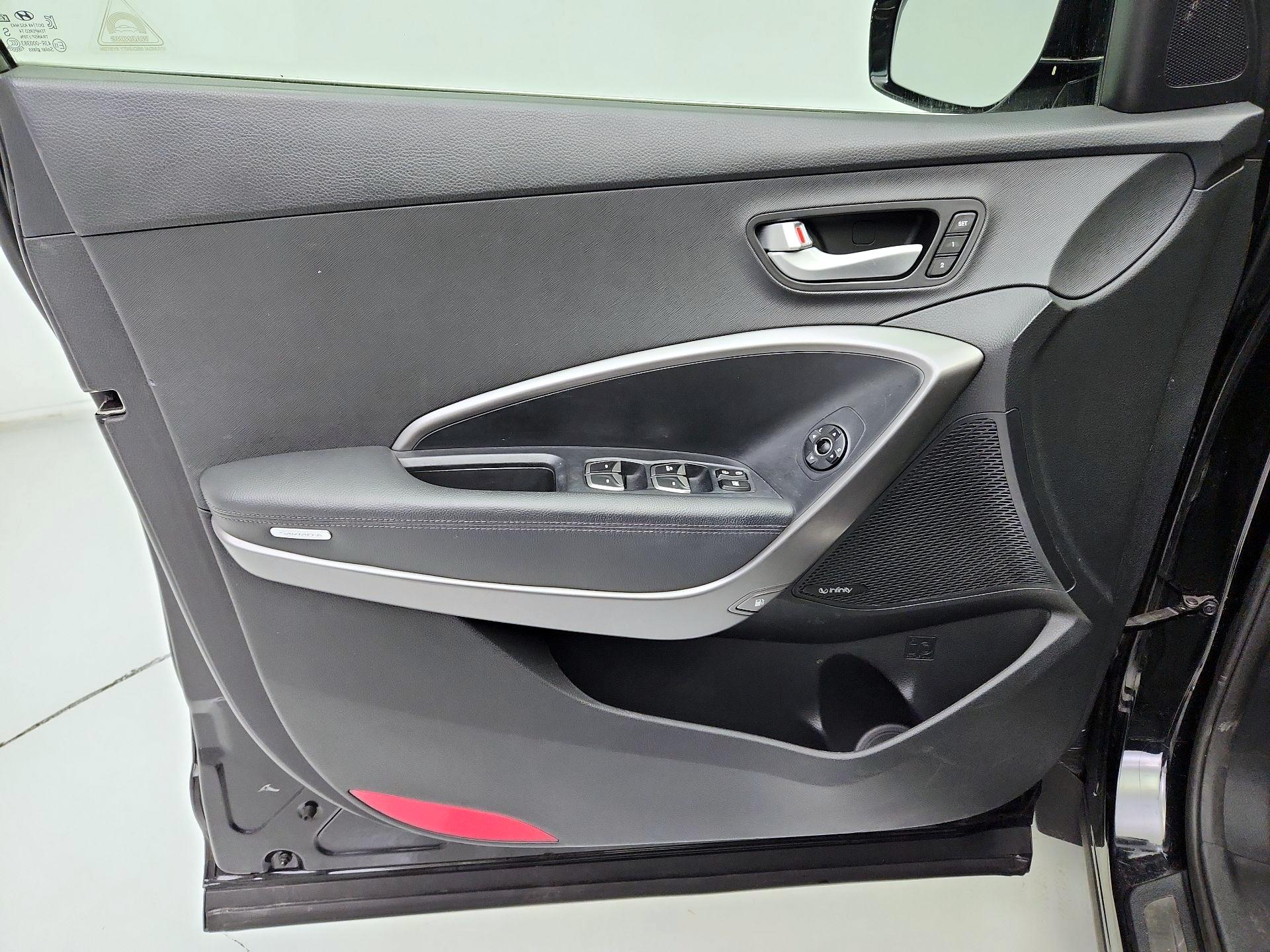 Thumbnail: 2014 Hyundai Santa Fe - 12
