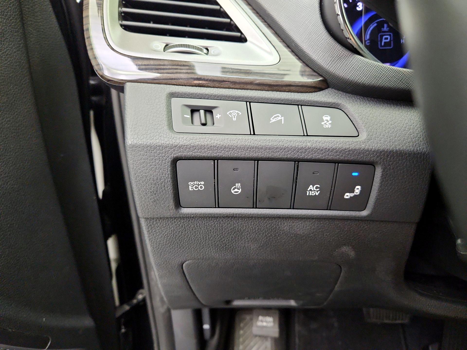 Thumbnail: 2014 Hyundai Santa Fe - 13